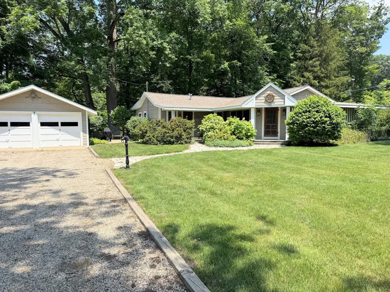 Island Nights Classic Beach Cottage | Private Association Beach Access — South Haven, MI — vacation rental