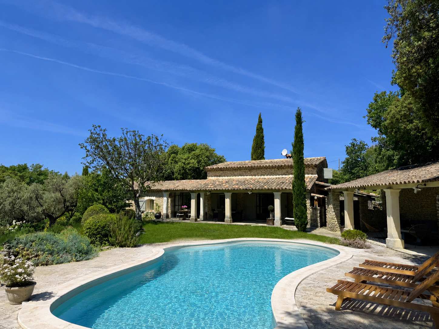 Provencal villa in the heart of the Luberon — Gordes, Provence-Alpes-Côte d'Azur — vacation rental