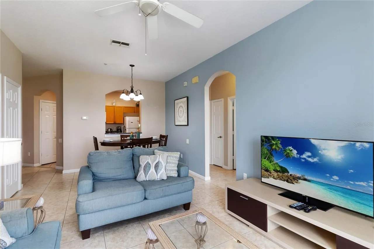 3BR Condo Min. to Disney! Free Resort Pool & Gym