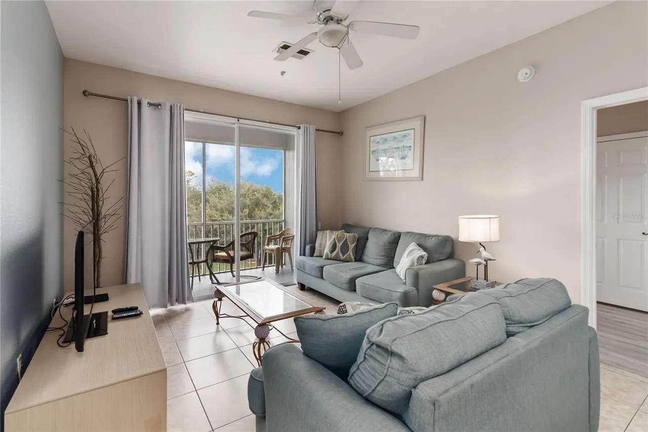 3BR Condo Min. to Disney! Free Resort Pool & Gym