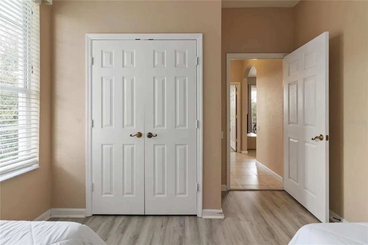 3BR Condo Min. to Disney! Free Resort Pool & Gym