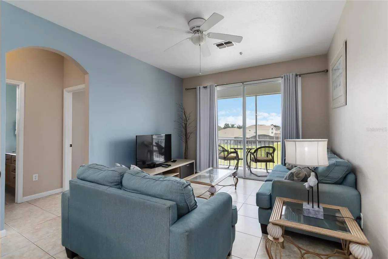 3BR Condo Min. to Disney! Free Resort Pool & Gym