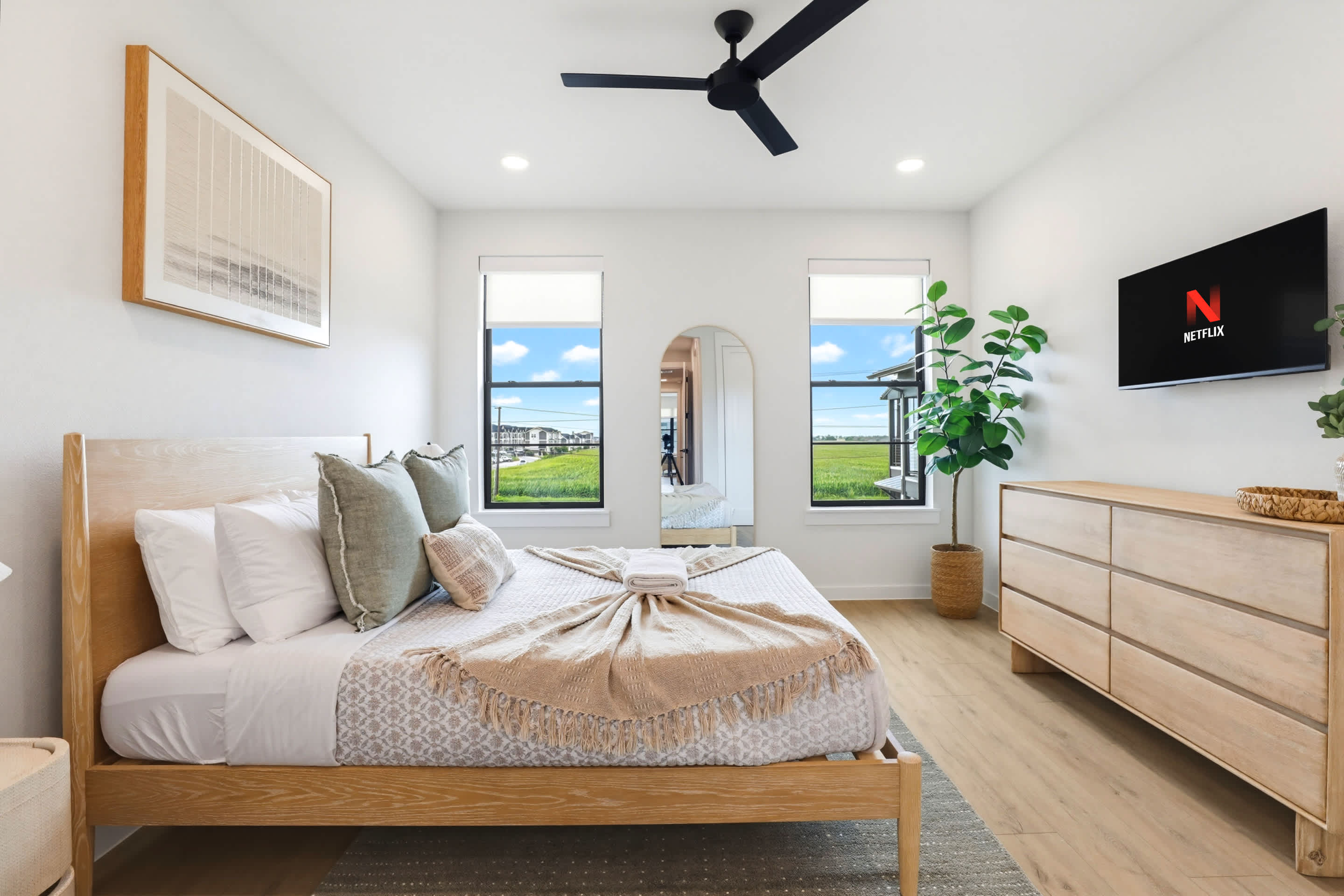 Luxury Condo with Pool-View Balcony | Photo 3