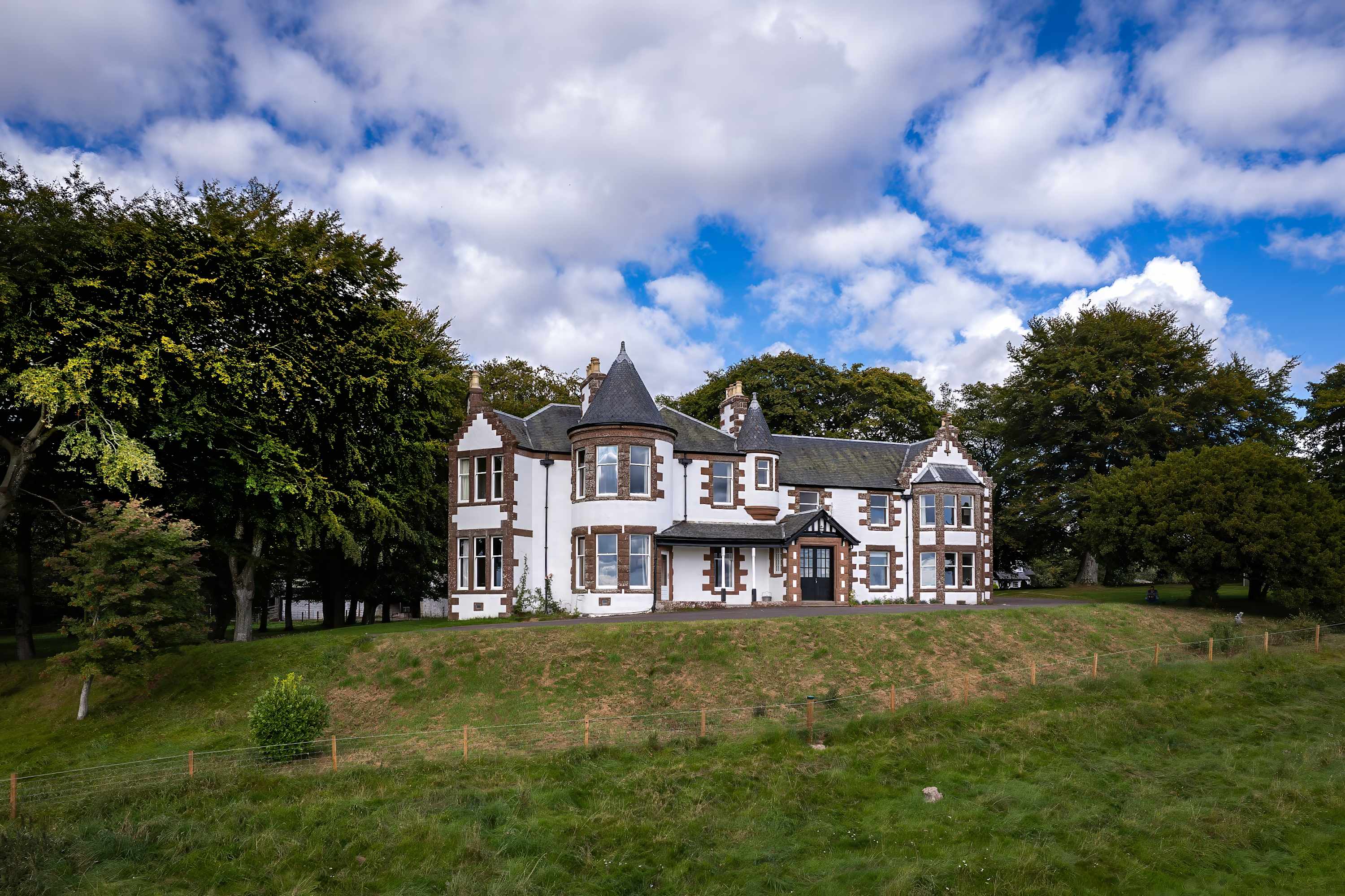 Kinclune House Luxury Estate Mansion, Angus Glens in Kinclune House & Estate DD8 5HX - Property image 80 - VivreStays