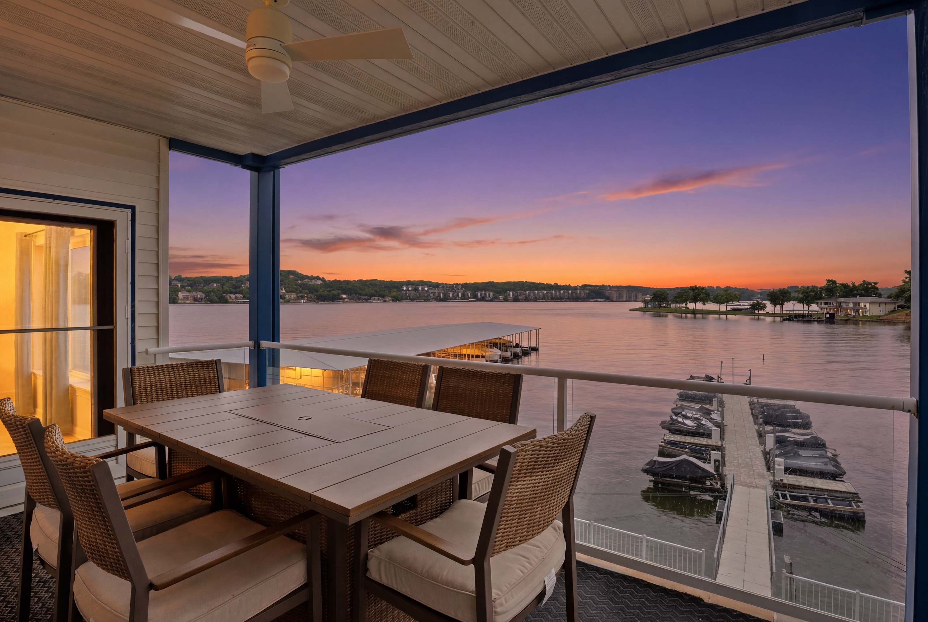 | 3B 2B | Lakefront | SeasonalPool/Hot Tub | Dock