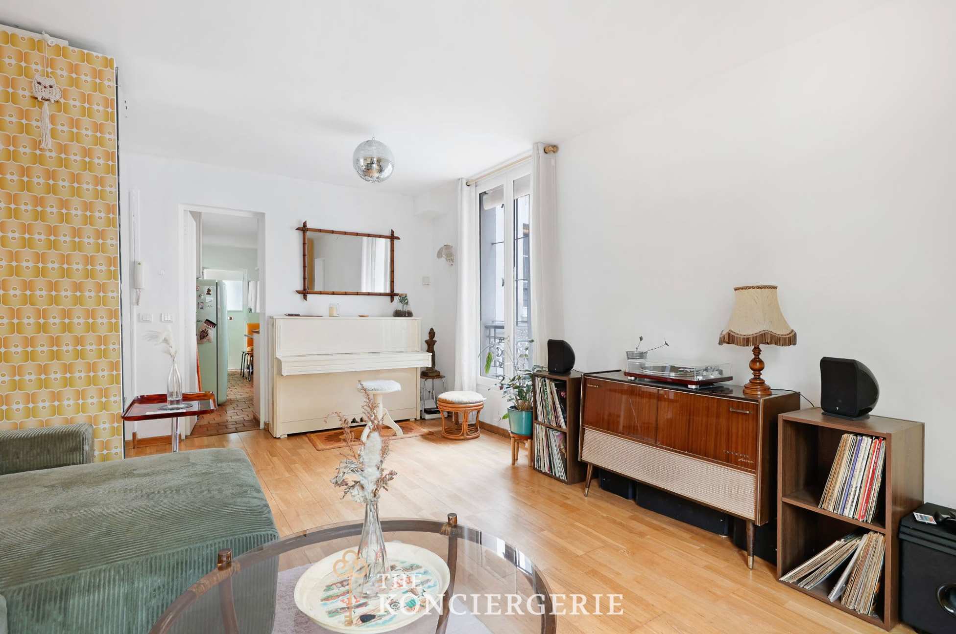 Sunny Haven in Historic Le Marais — Paris, Île-de-France — vacation rental