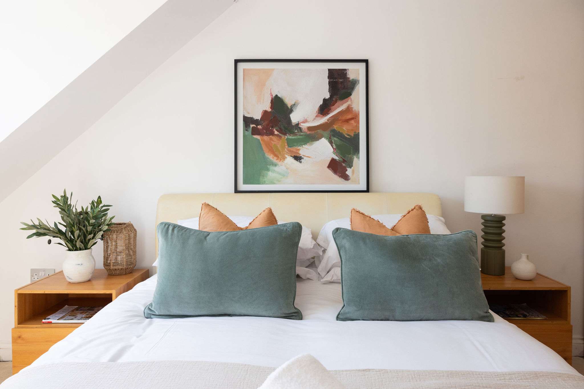 Rest comfortably in this relaxing double bedroom, offering a peaceful retreat after busy days.