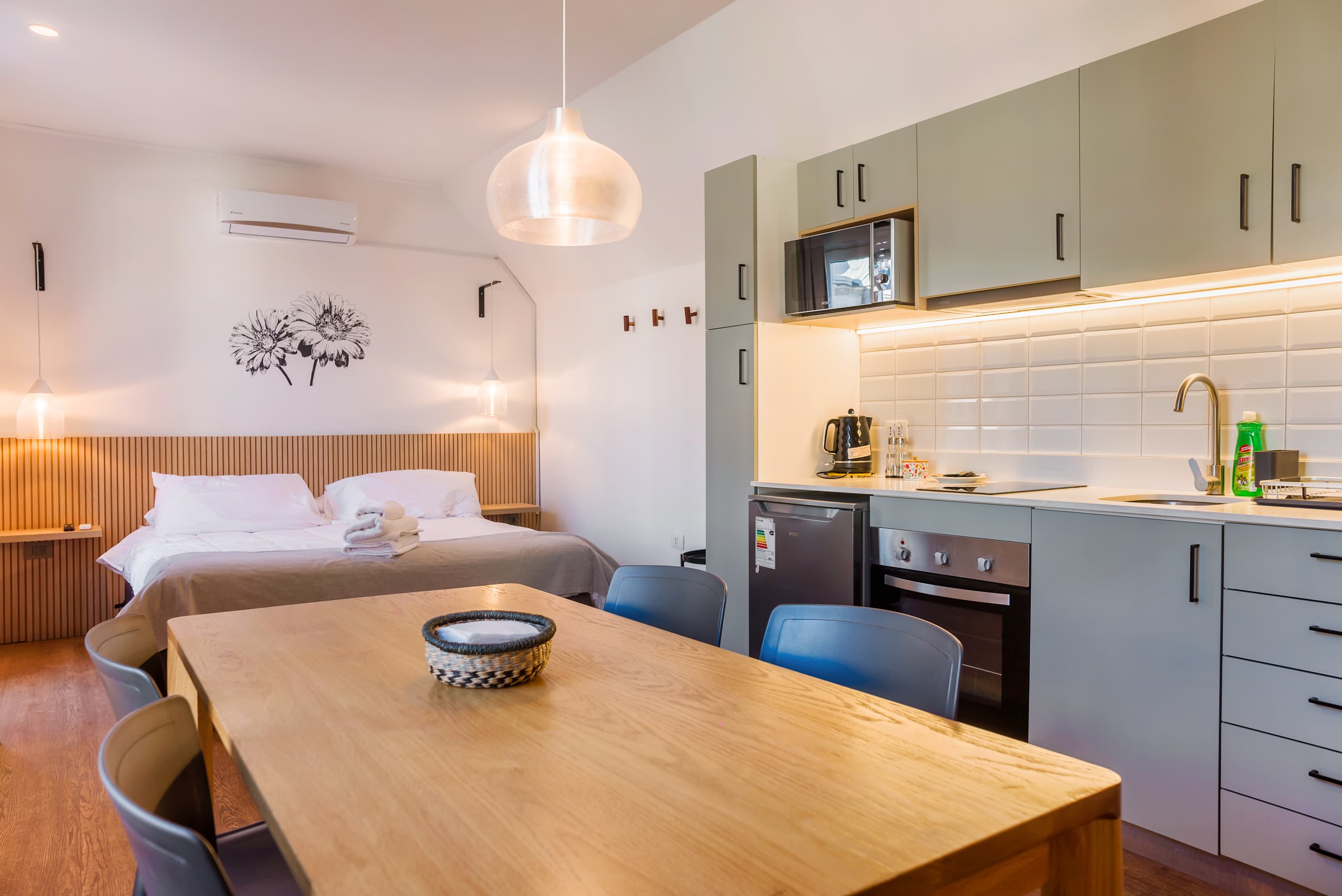 Cozy studio with modern amenities and a stylish design, perfect for a comfortable stay in the heart of the city.