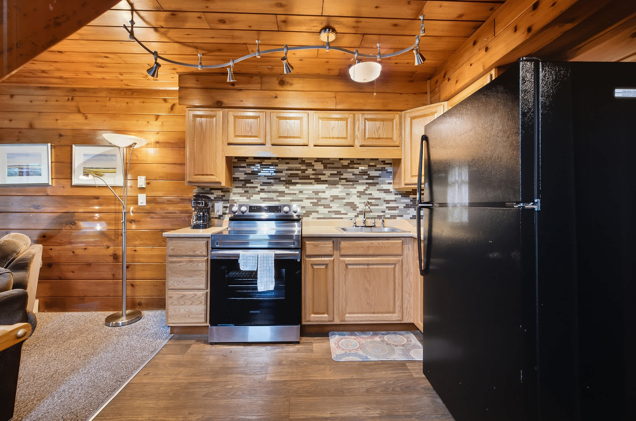 Well equipped kitchen makes family meals easy between lake adventures.