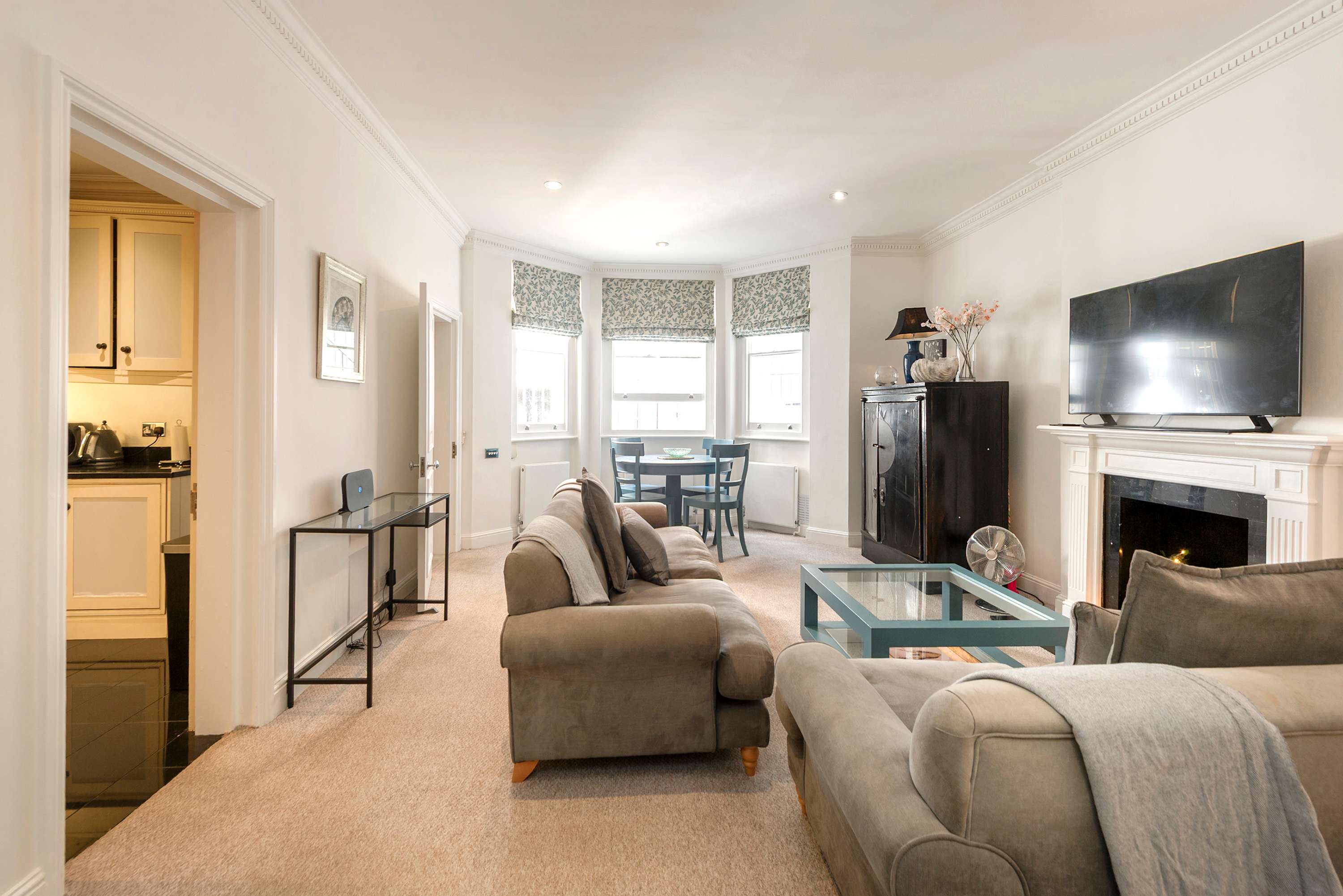 Charming & Spacious 1 bedroom Flat - South Kensington in Cranley Gardens SW7 3DA - Property image 7 - VivreStays