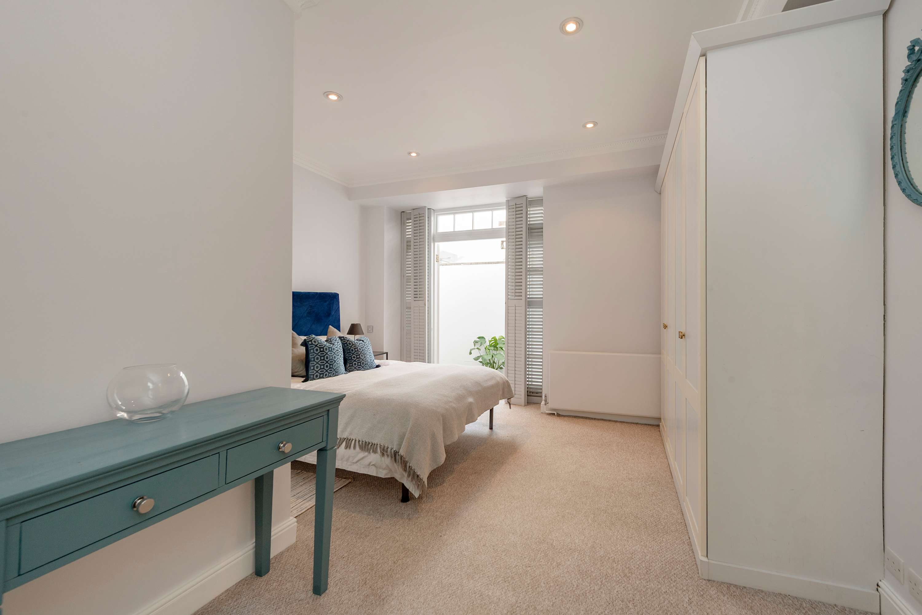 Charming & Spacious 1 bedroom Flat - South Kensington in Cranley Gardens SW7 3DA - Property image 12 - VivreStays