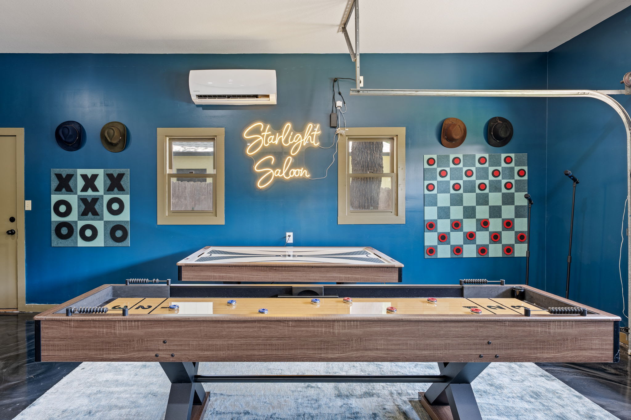 Hill Country Commons - Hot tub & Game room