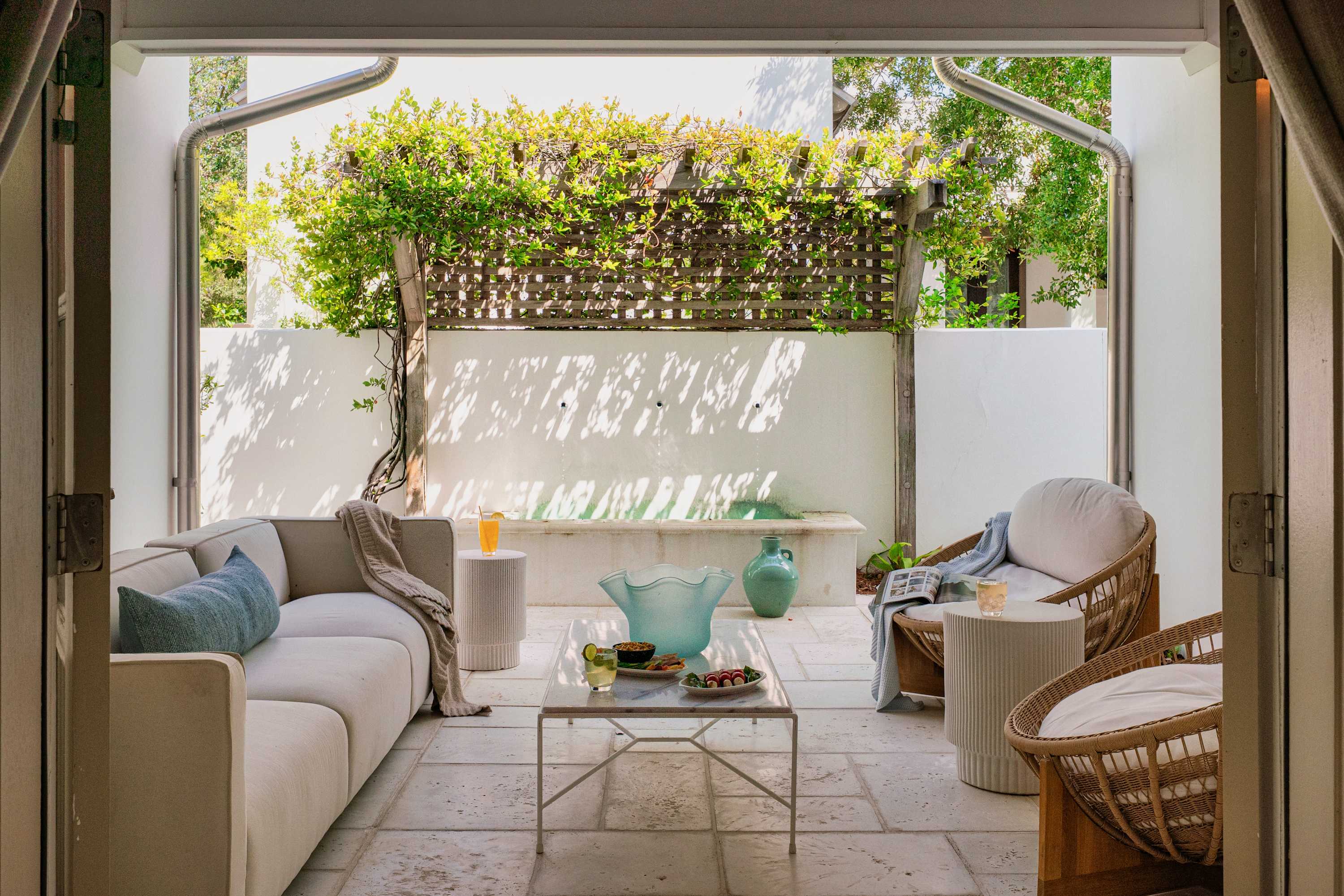 Villa Rosé interior 1