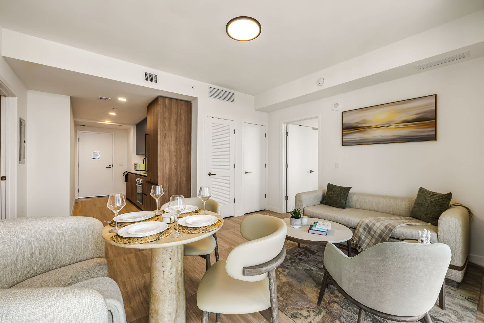 Chic Miami Retreat | Sleeps 6 Modern Miami Retreat