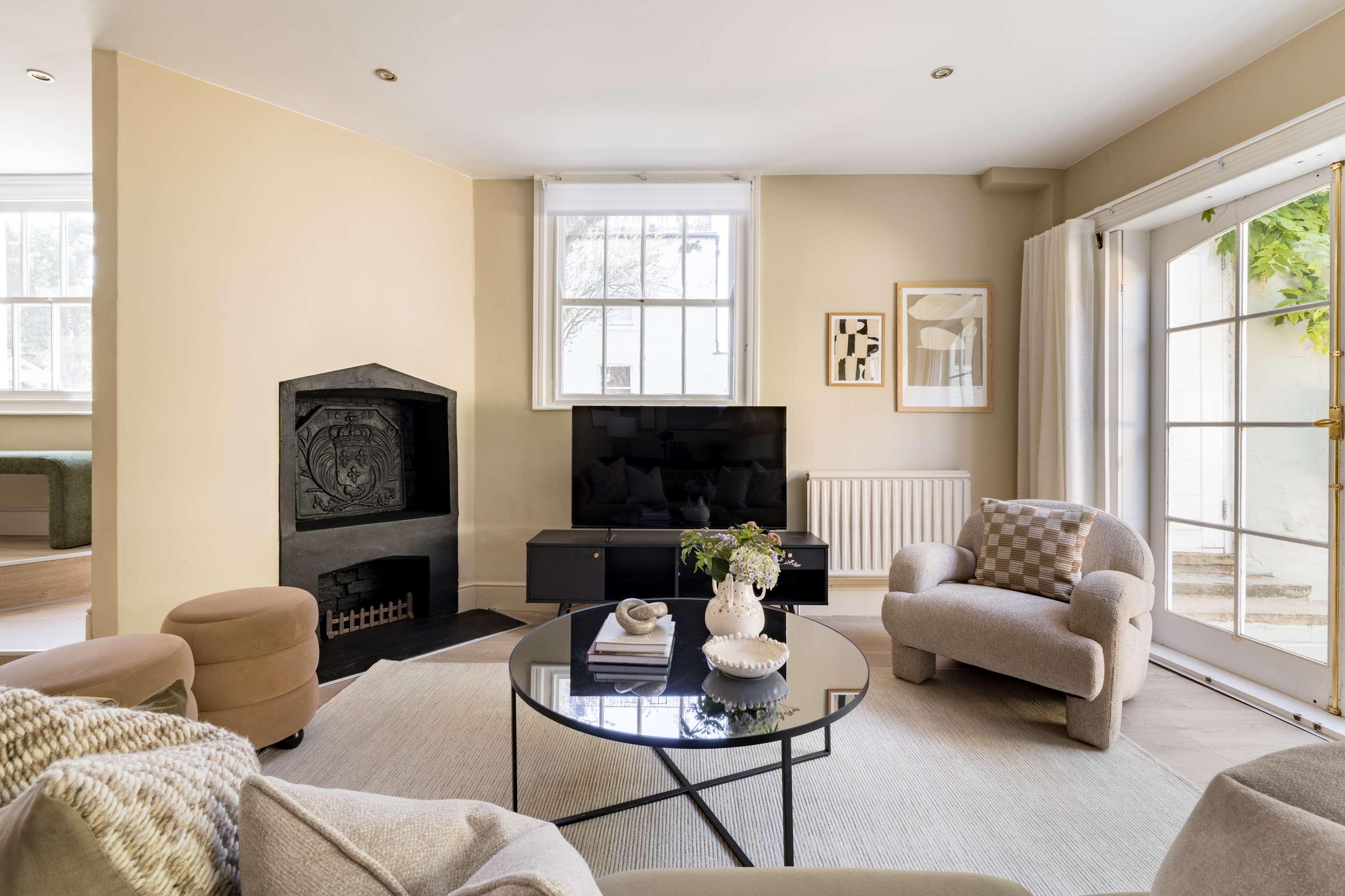Sunlit Sands End Terrace & Garden in Tynemouth Street 1 SW6 2QS - Property image 2 - VivreStays