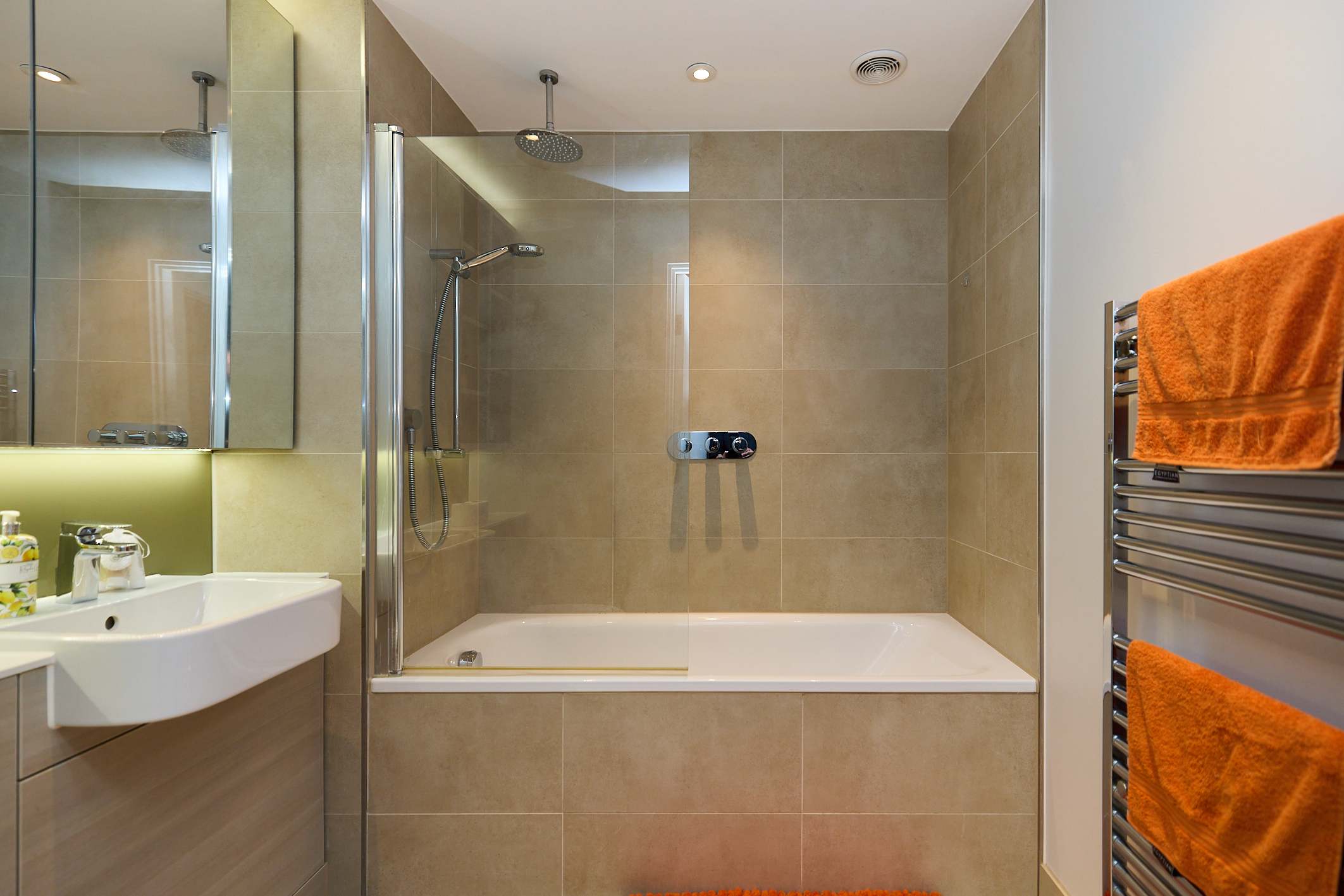 Minimalist Grey Design & Sunlit Glass in Flat 201, Cassia Point, Glasshouse Gardens, E20 1HR London, United Kingdom E20 1HR - Property image 12 - VivreStays