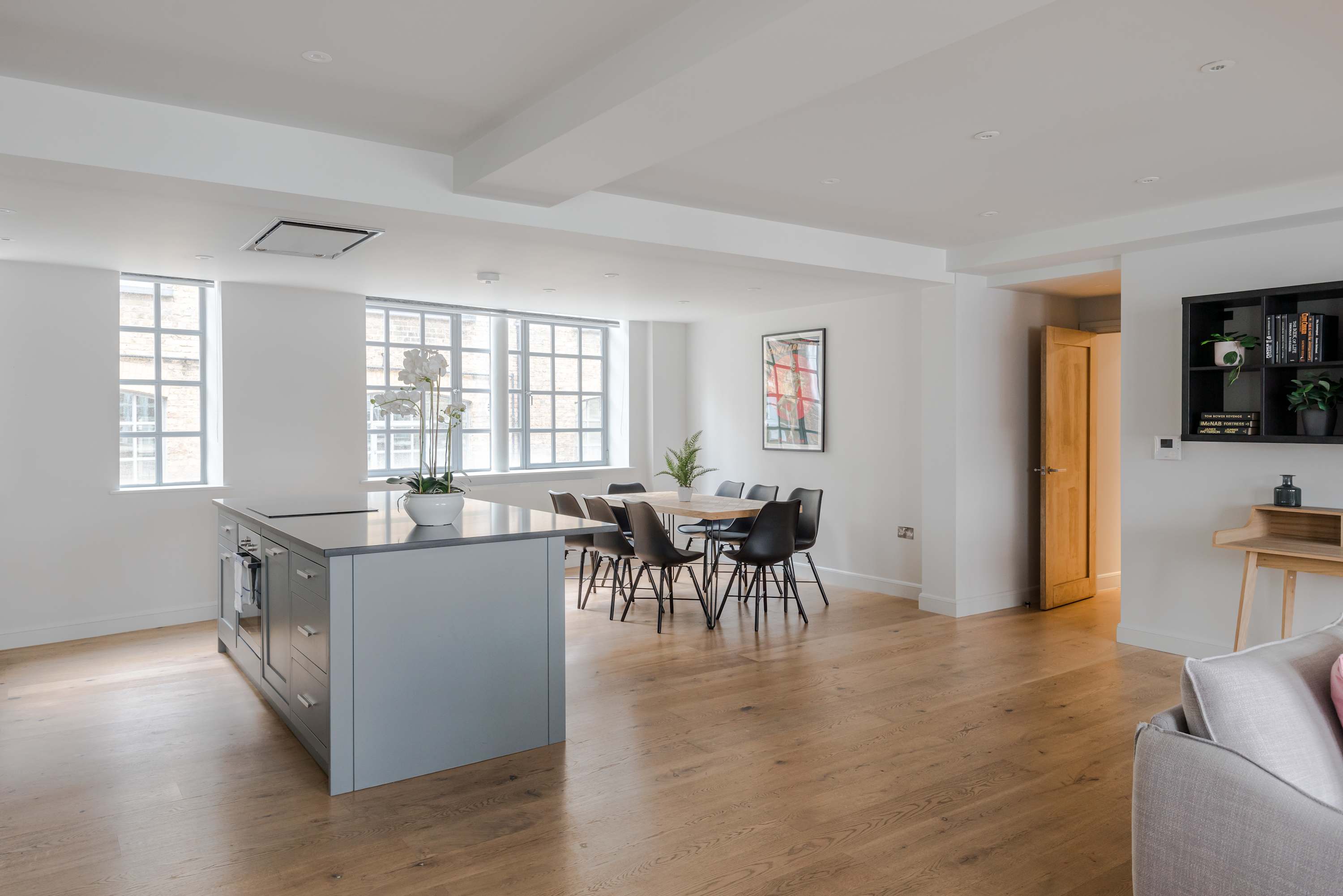 Farringdon 3-Bed · 2 En-Suites · Lift · Sleeps 8 in Eyre Street Hill, 5 EC1R - Property image 3 - VivreStays