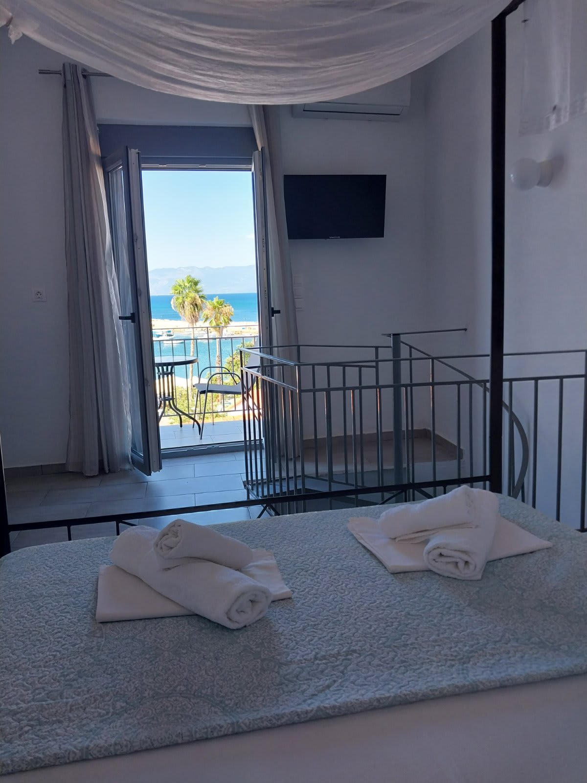View 7