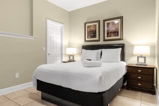 4 BR Townhome Close to Disney | Photo 14