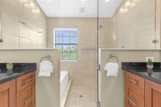 4 BR Townhome Close to Disney | Photo 29