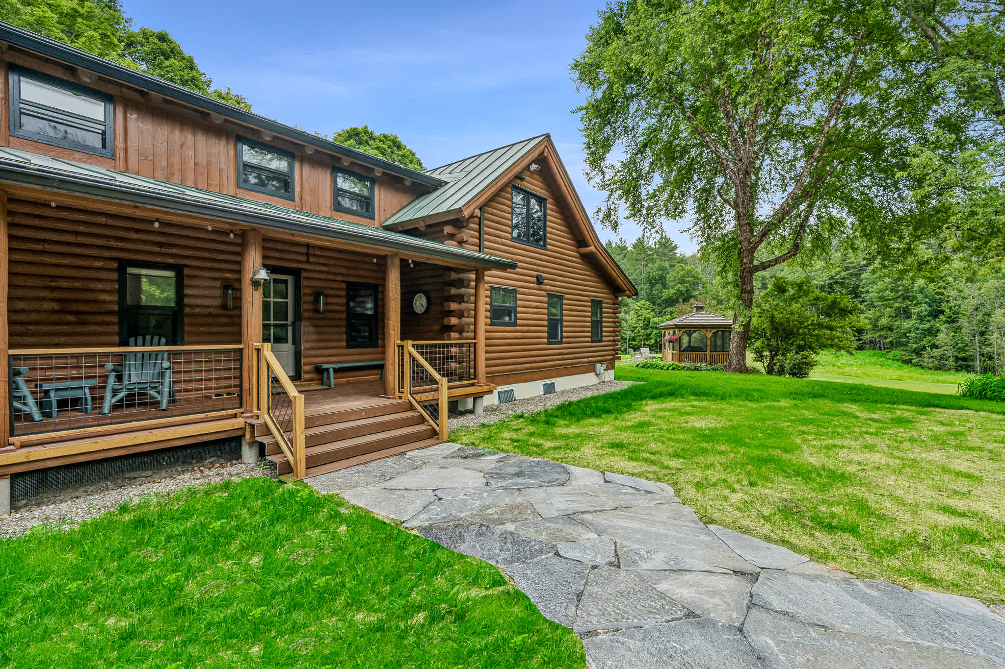 Blue & Sonny Hollow, Modern Cabin with Firepit