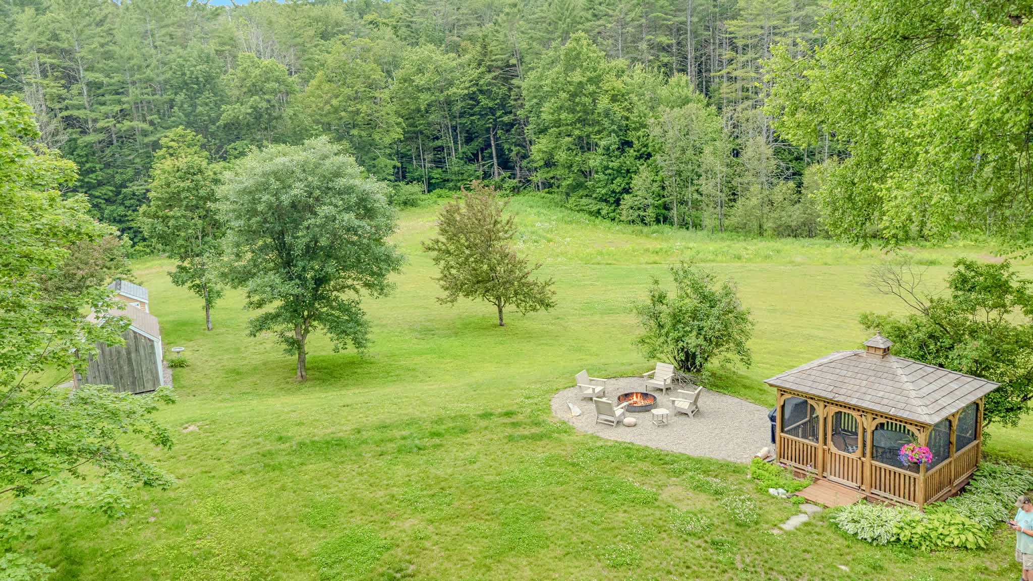 Blue & Sonny Hollow, Modern Cabin with Firepit