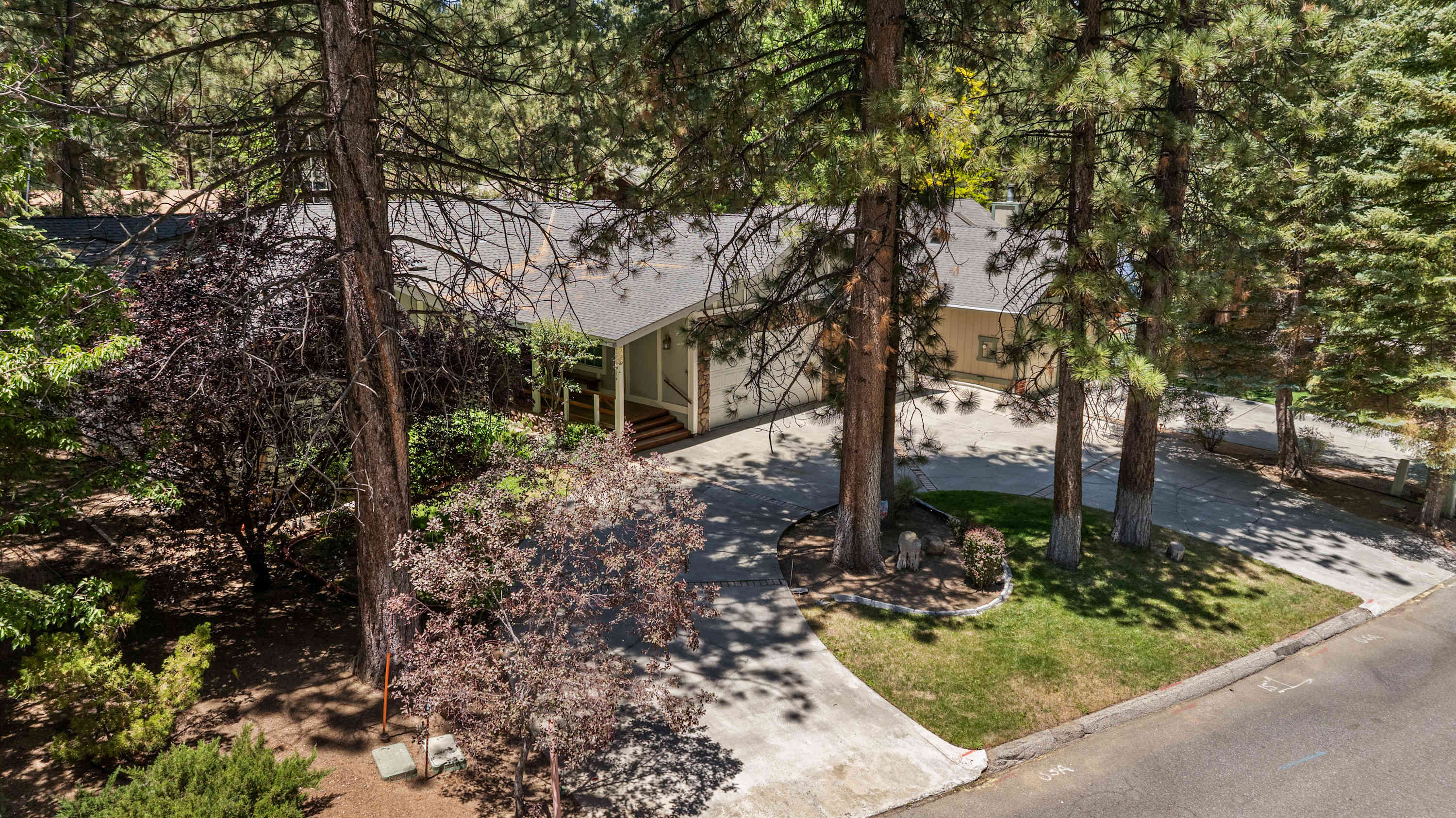 Walk to Snow Summit, AC, Fenced Yard