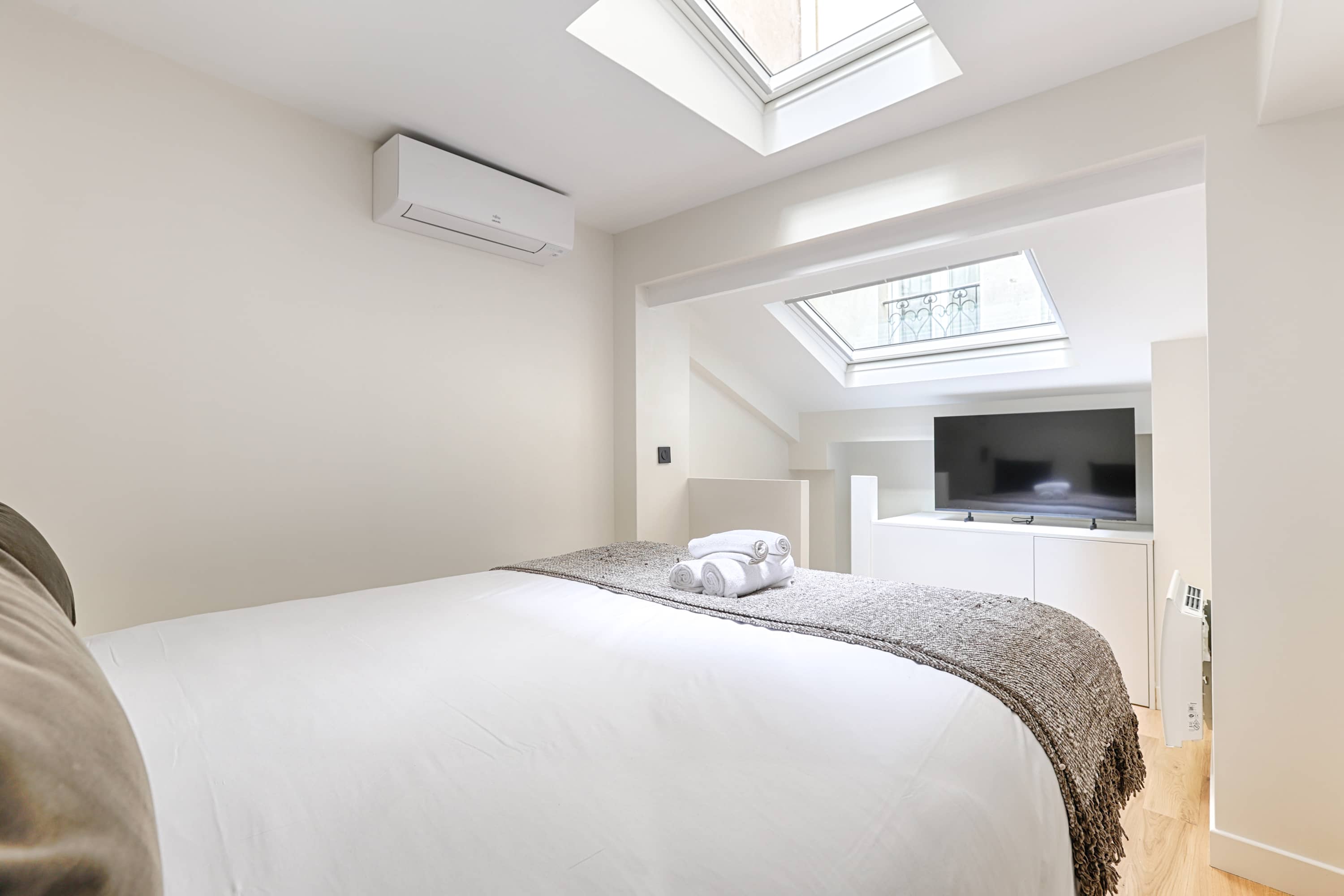 Luxury Duplex Saint-Germain Notre Dame – photo 17