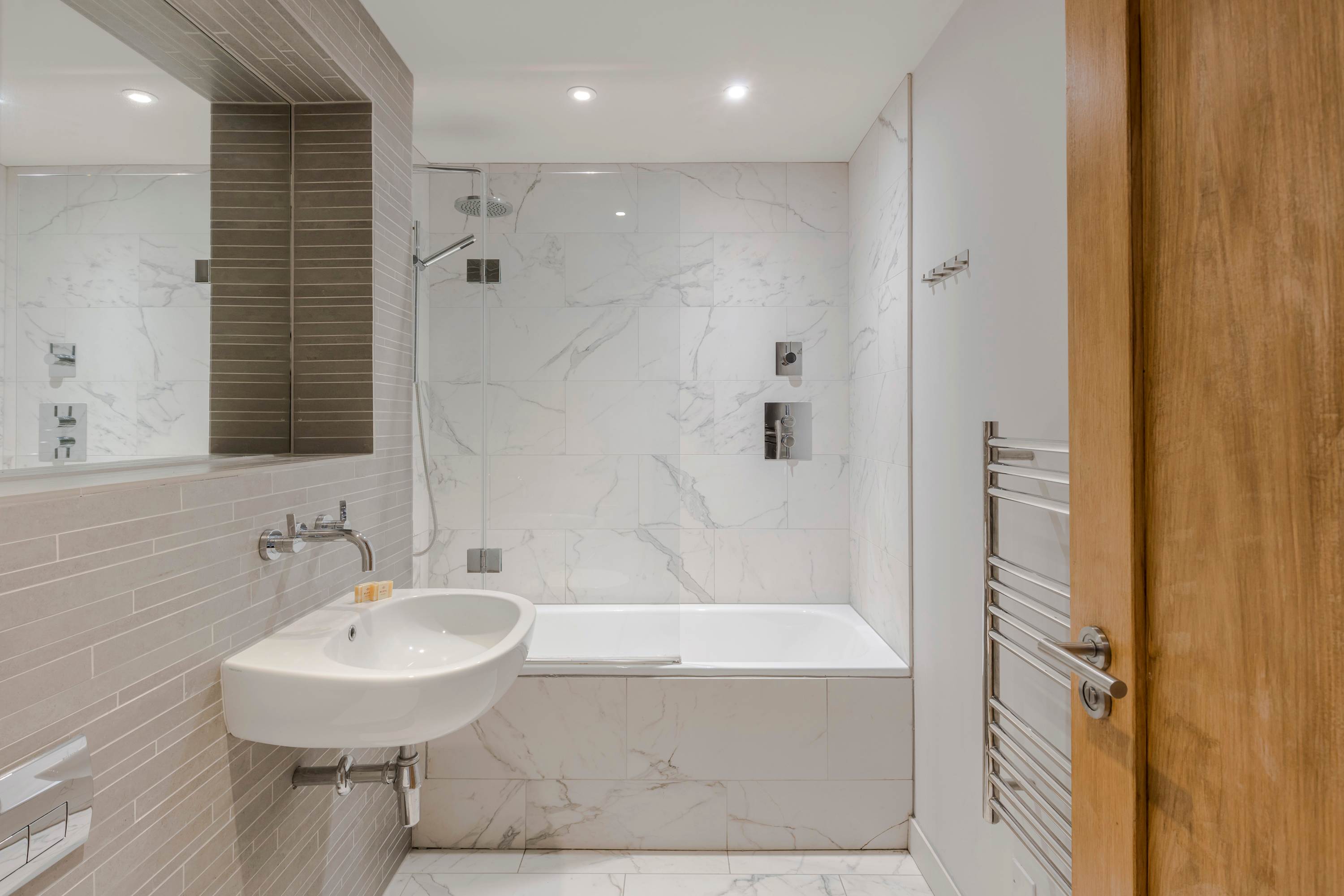 2-bed Apartment · Farringdon  · Lift  · Sleeps 6 in Eyre Street Hill, 6 EC1R - Property image 7 - VivreStays