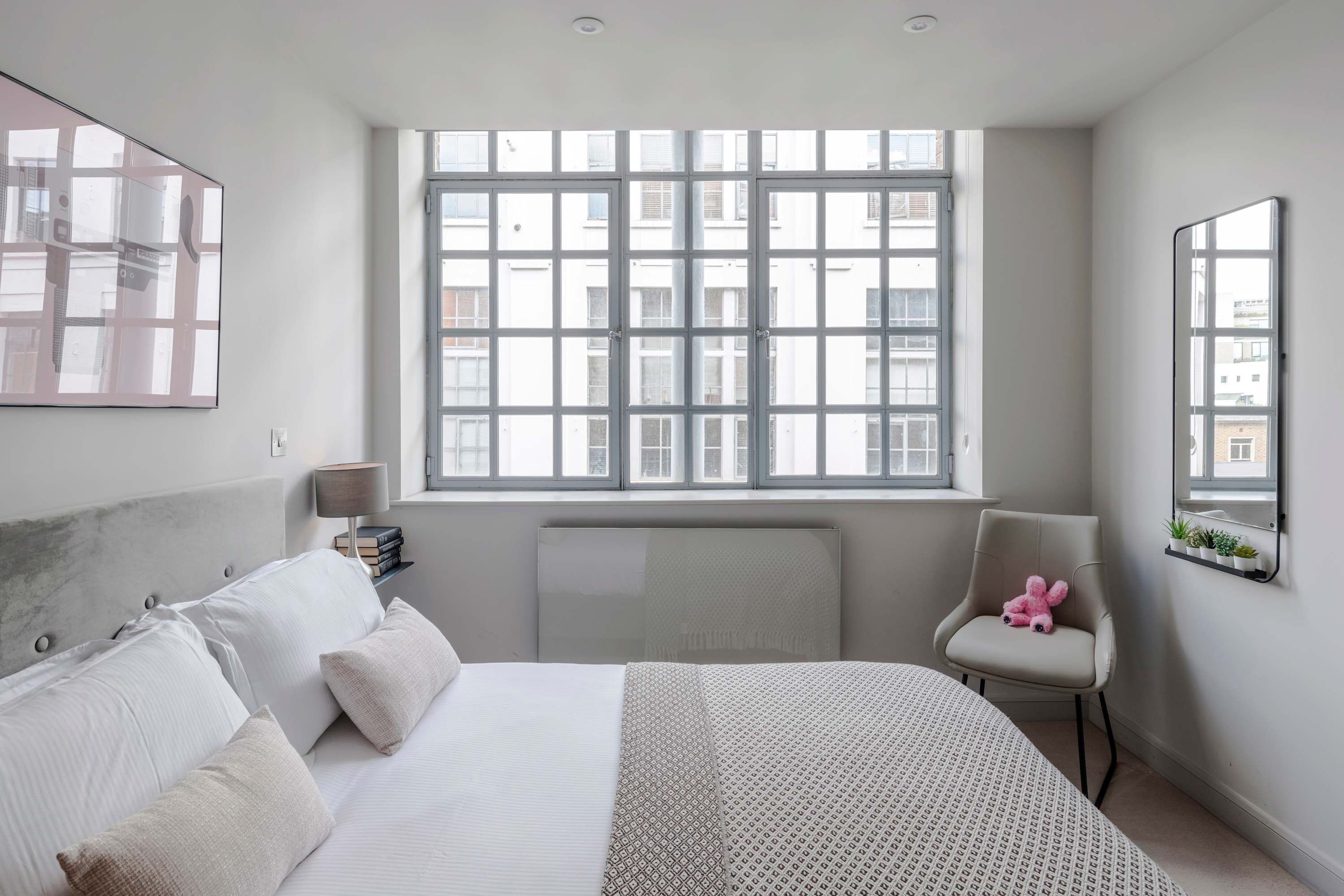 2-bed Apartment · Farringdon  · Lift  · Sleeps 6 in Eyre Street Hill, 6 EC1R - Property image 9 - VivreStays
