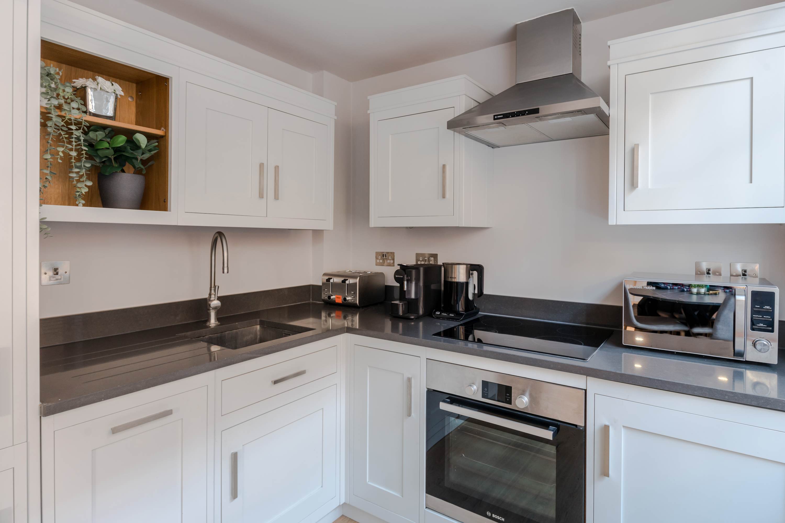 Clerkenwell 2-bed Apartment · Lift · Sleeps 4 in Eyre Street Hill, 7 EC1R - Property image 5 - VivreStays