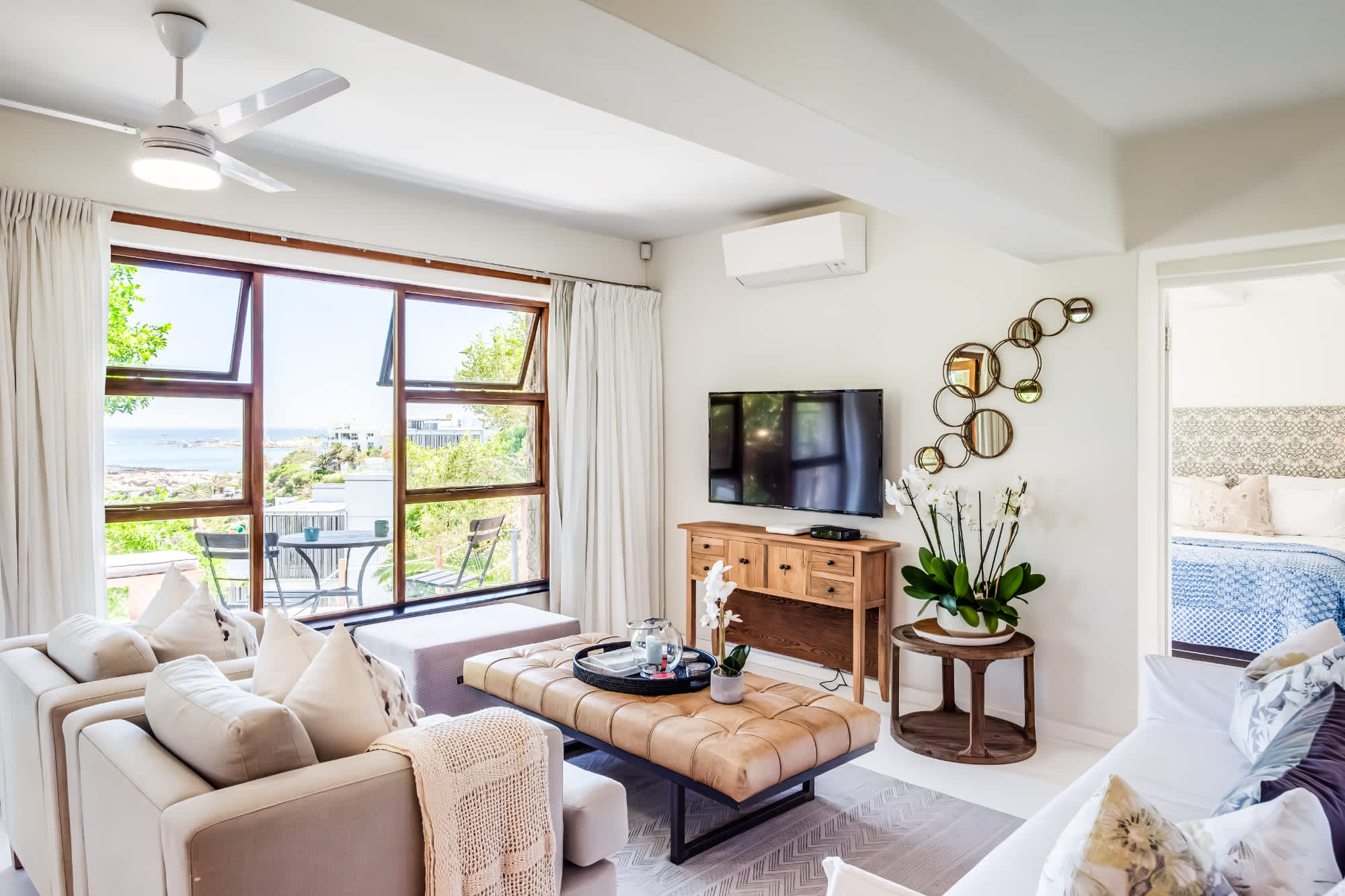 2 Bed Camps Bay Apartment with Patio Rock Retreat | Photo 2