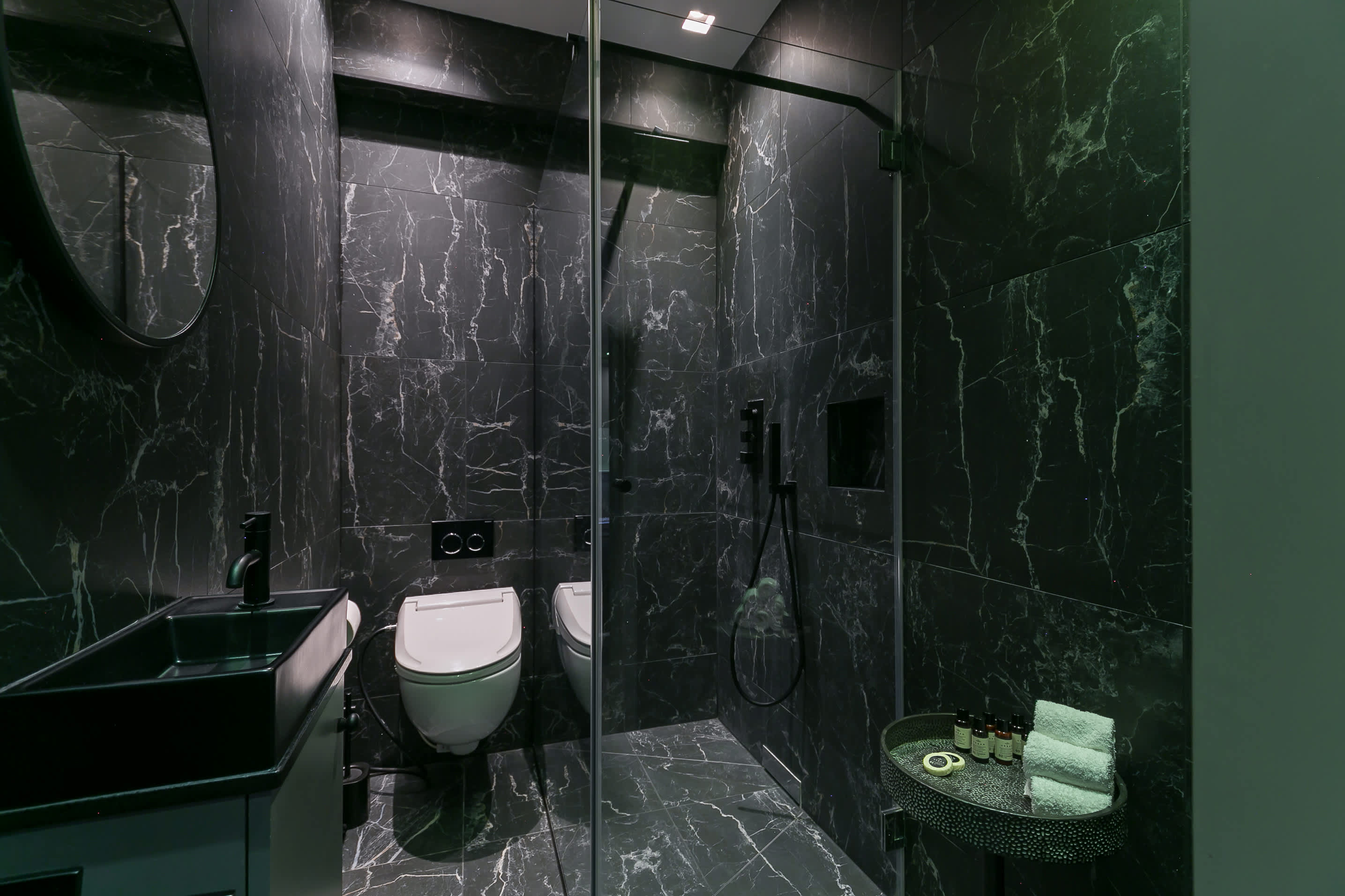 View Covent Garden Duplex · 2 Bed · Sleeps 4 in Stukeley Street, 1 WC2B Covent Garden Duplex · 2 Bed · Sleeps 4 in Stukeley Street, 1 WC2B - Property image 6 - VivreStays