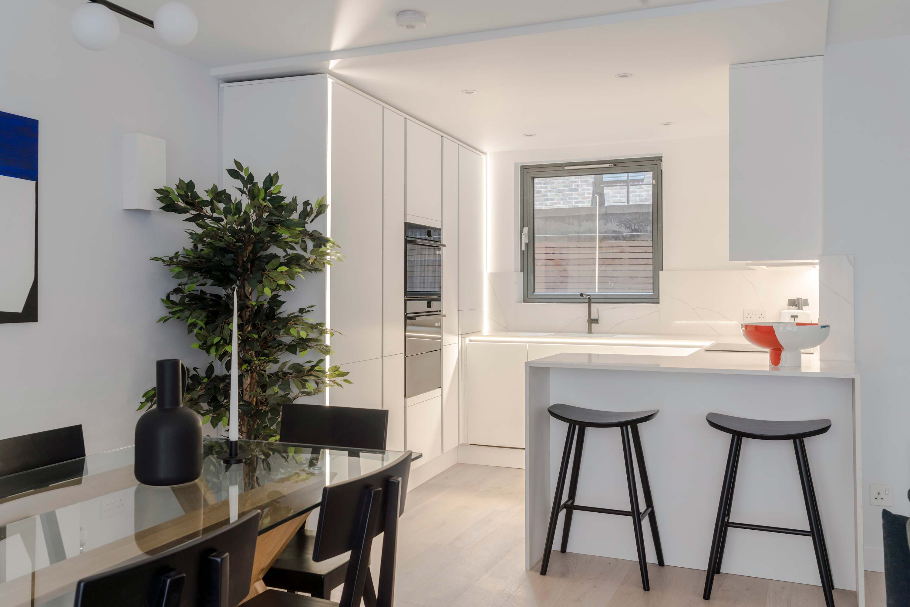 Fitzrovia 2-Bed · Lift · West End · Sleeps 6 in Booth's Place , 1 W1T 3AF - Property image 16 - VivreStays