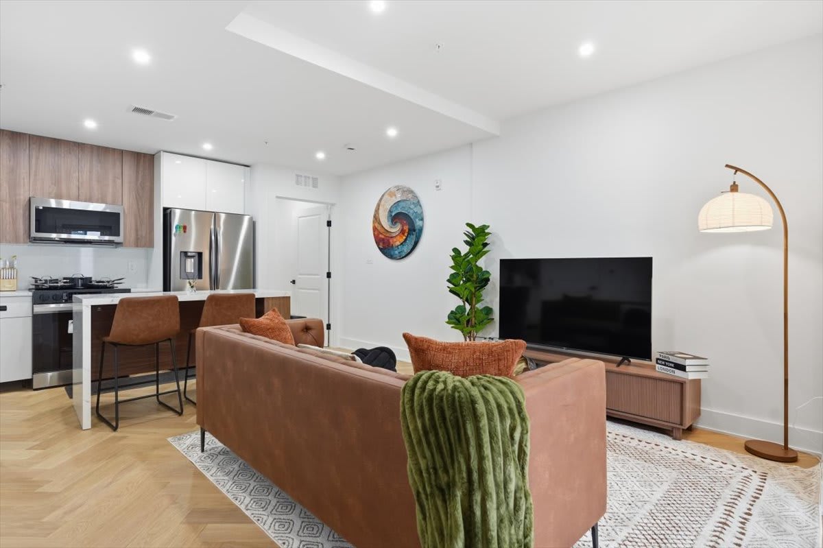 Modern DC Stay | 1BR 1.5BA | Prime Location