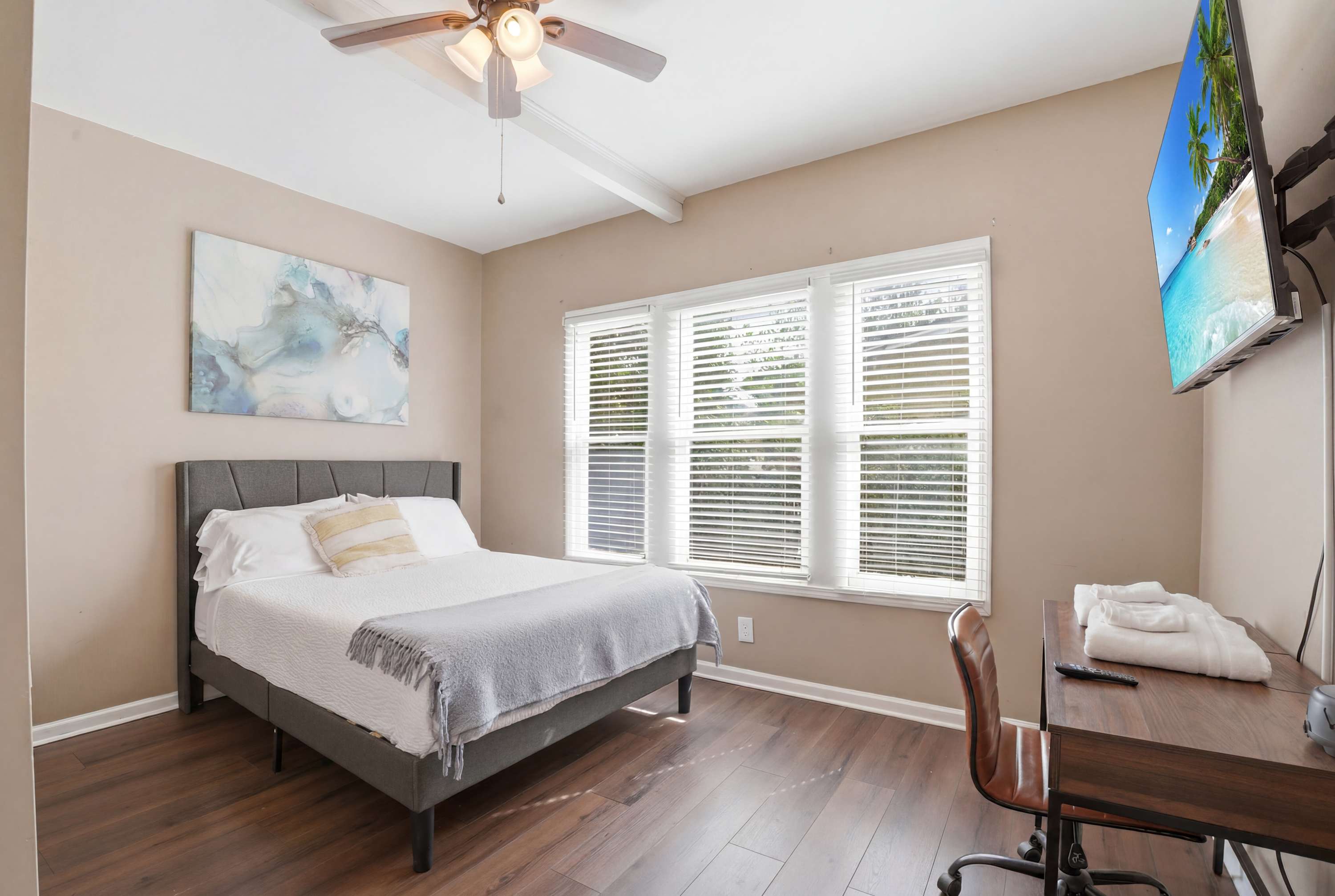Downtown Lafayette 6BR Stay with Backyard Space