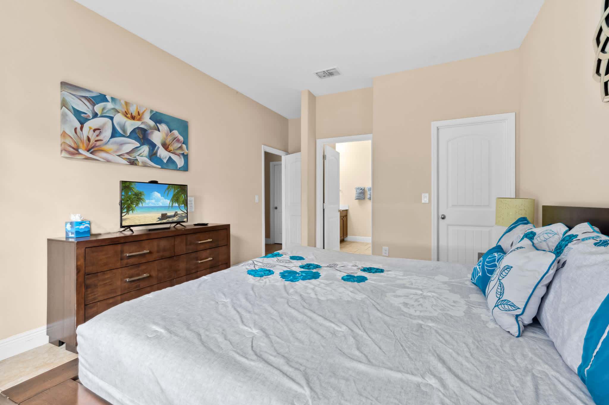 Spacious Villa w/ Private Pool & Resort Amenities