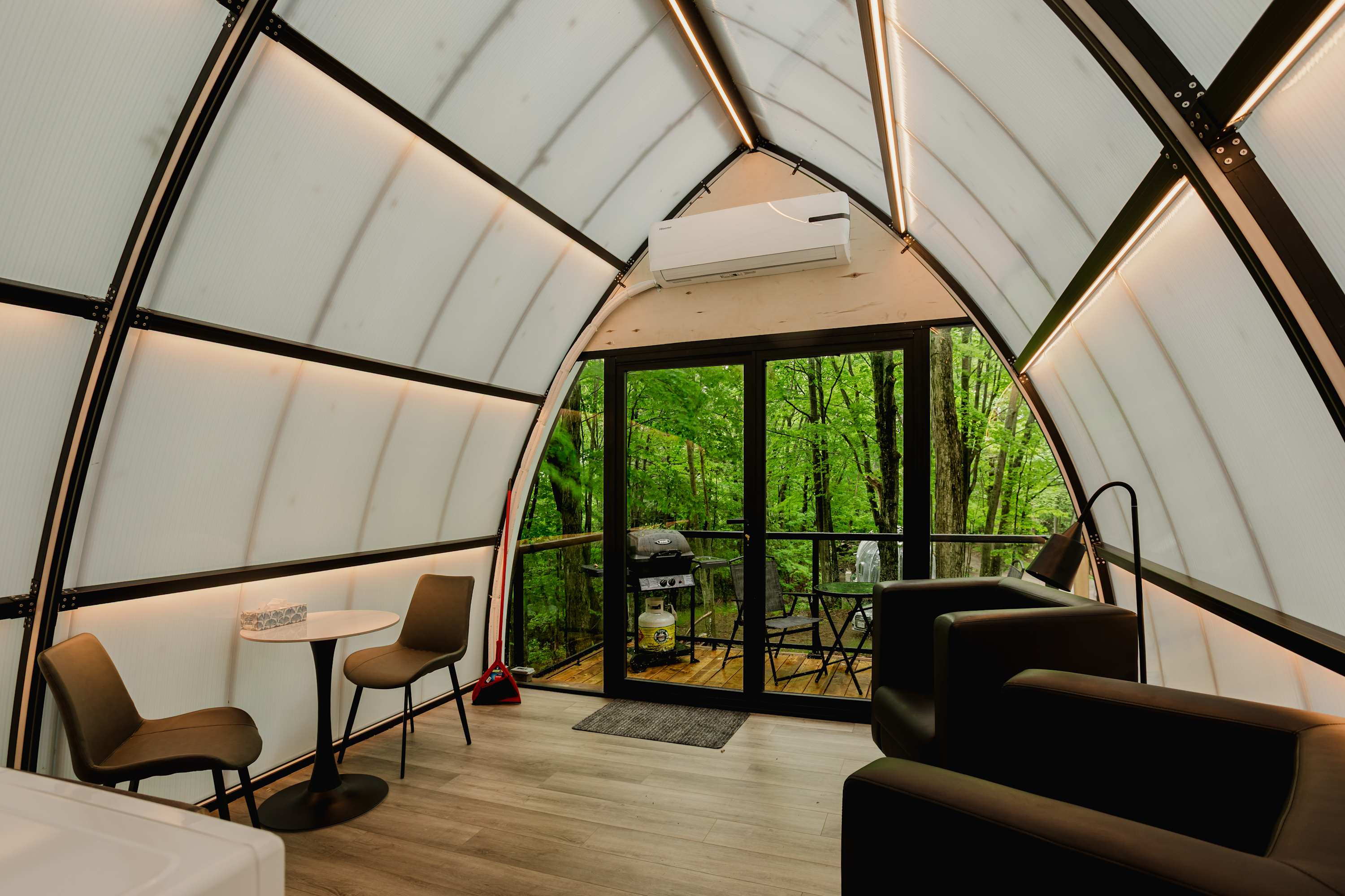 Unique Wigwam Cabin in Parry Sound #47