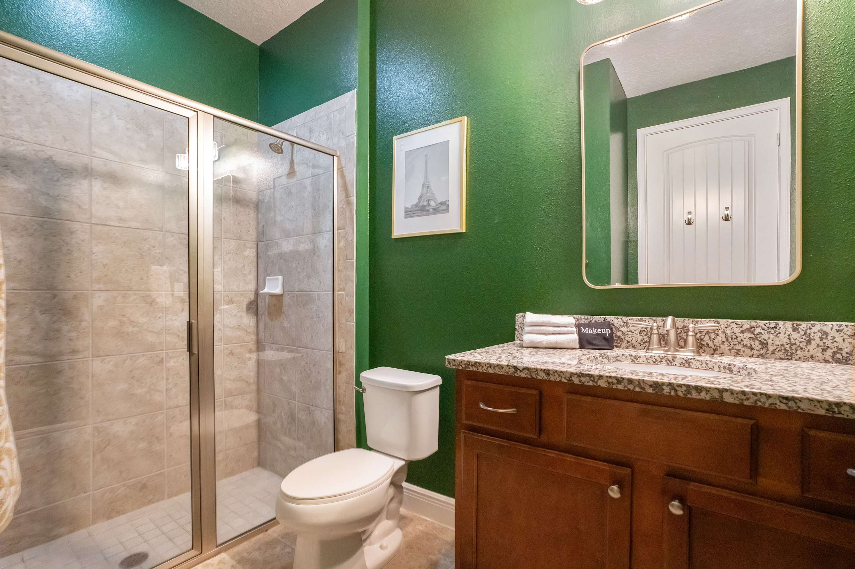 Themed 8BR retreat pool hot tub game room
