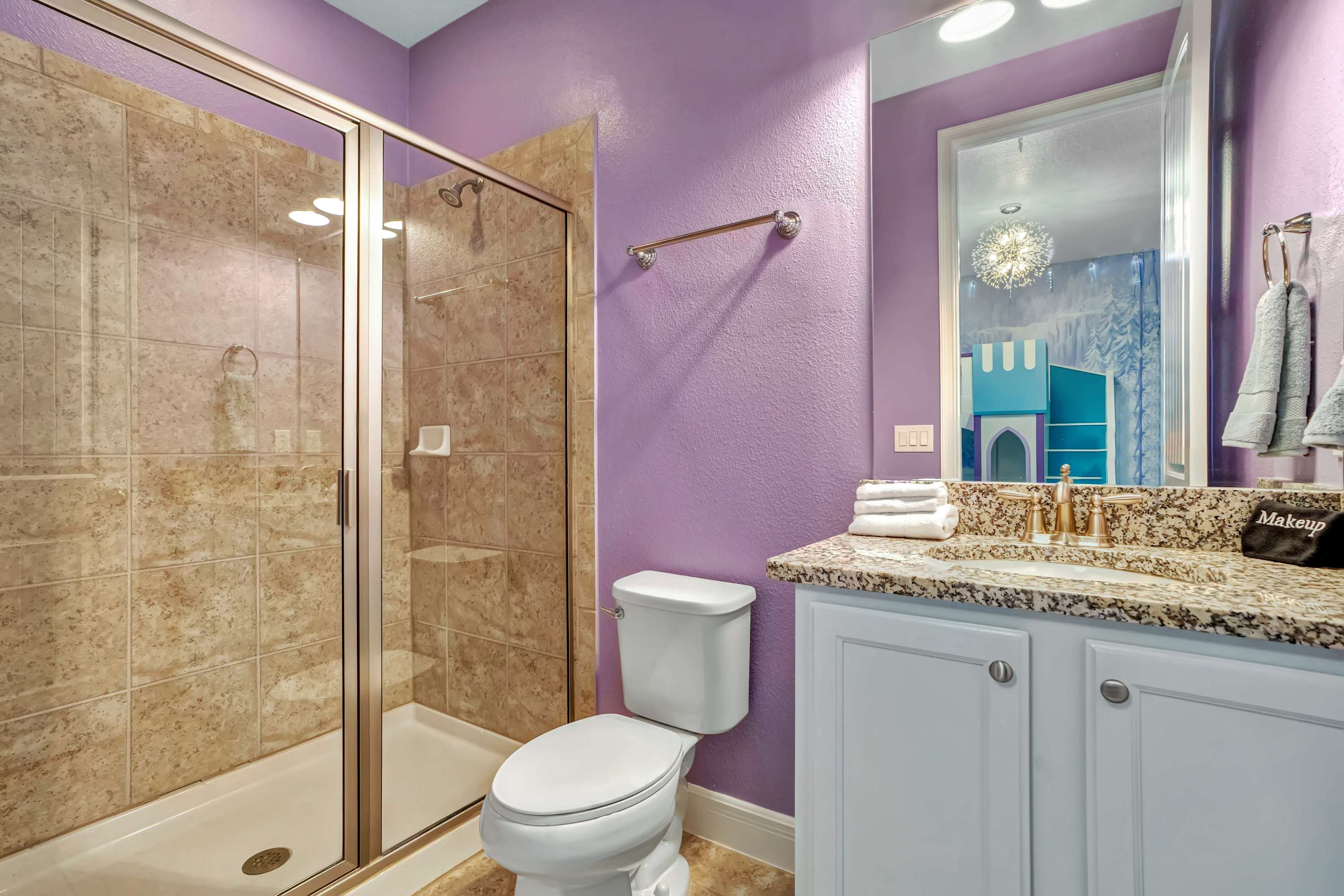 Themed 8BR retreat pool hot tub game room