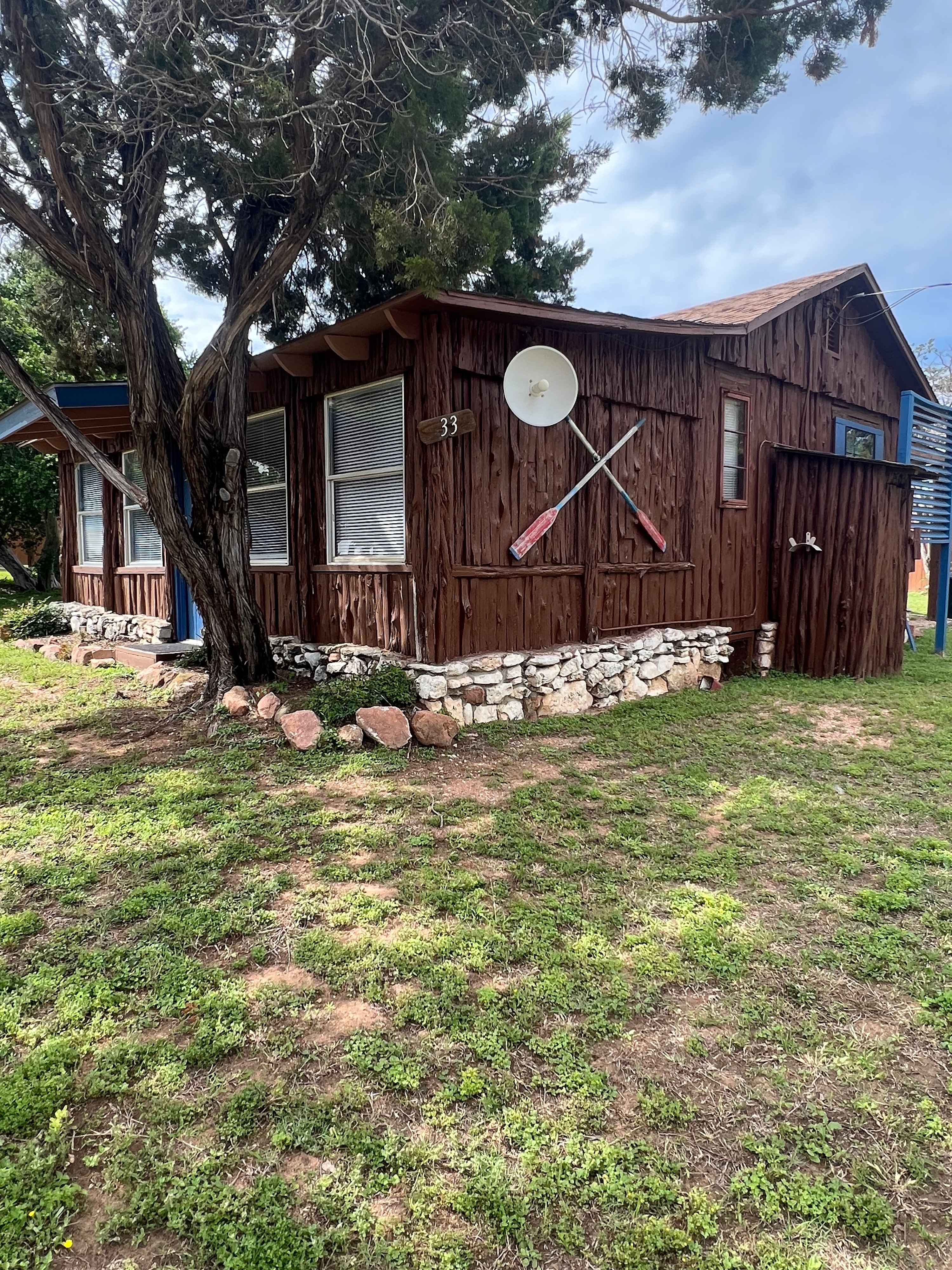 Cabin 23 - 1BR/Cabin/Lakeview/Pool/GameRoom/BuchananDam