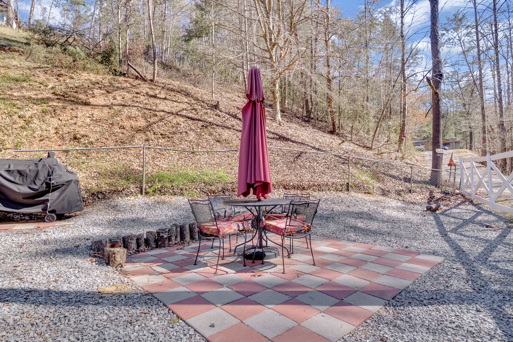 Family Oasis – photo 2