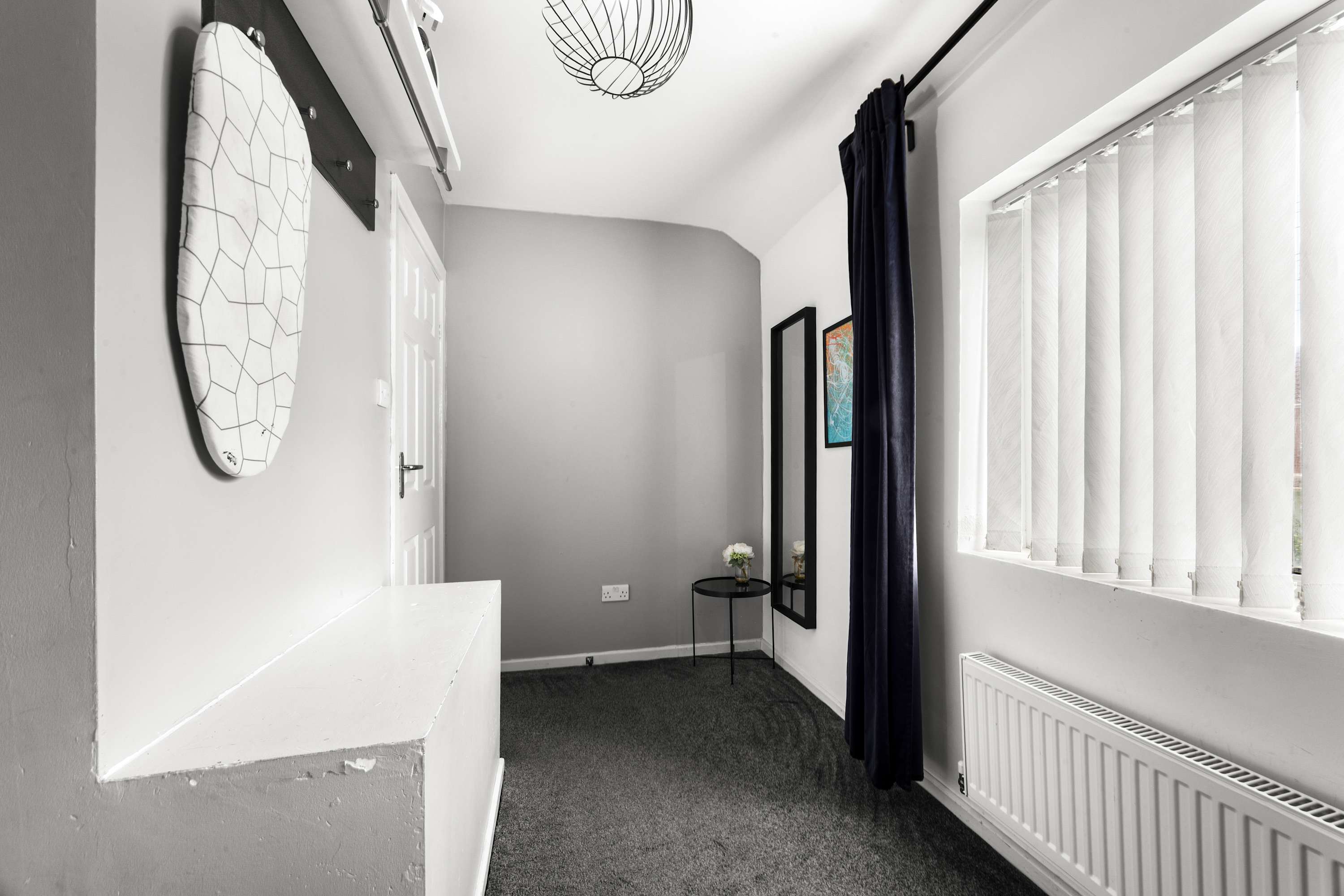 Family Haven 5 min to City Centre + 2 free parking in 42 Hacking Street M7 4YD - Property image 38 - VivreStays