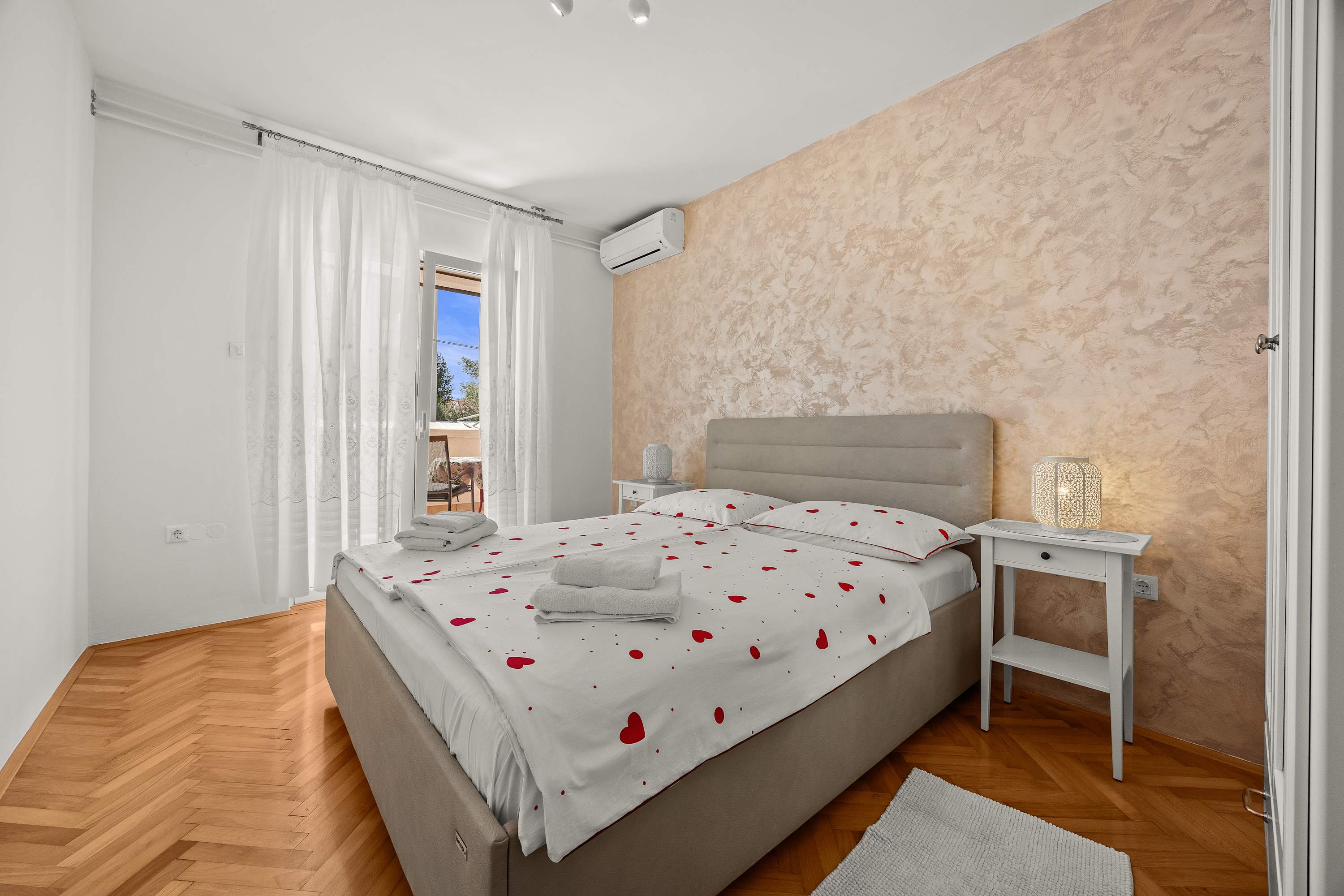 Guest House Marica / 3-bedroom app with balcony A3