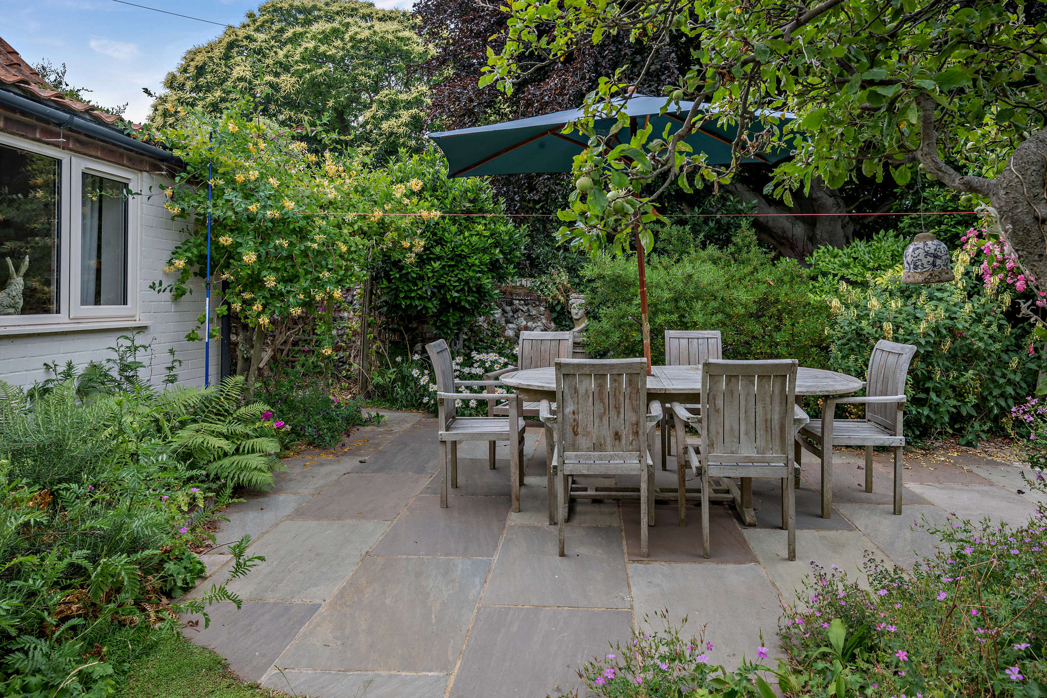 Tusker House – photo 19