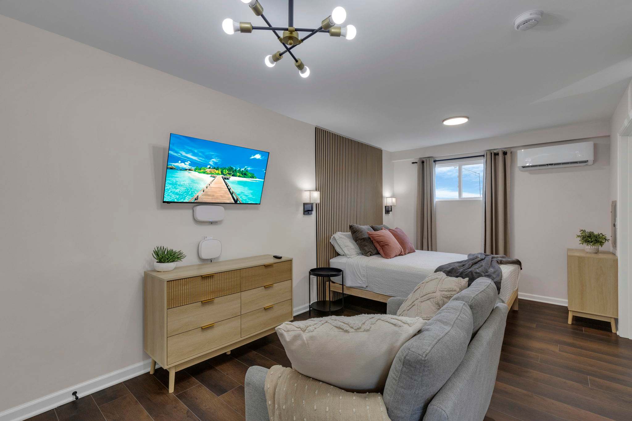 The Parlor Suite | Studio in Olde Towne East