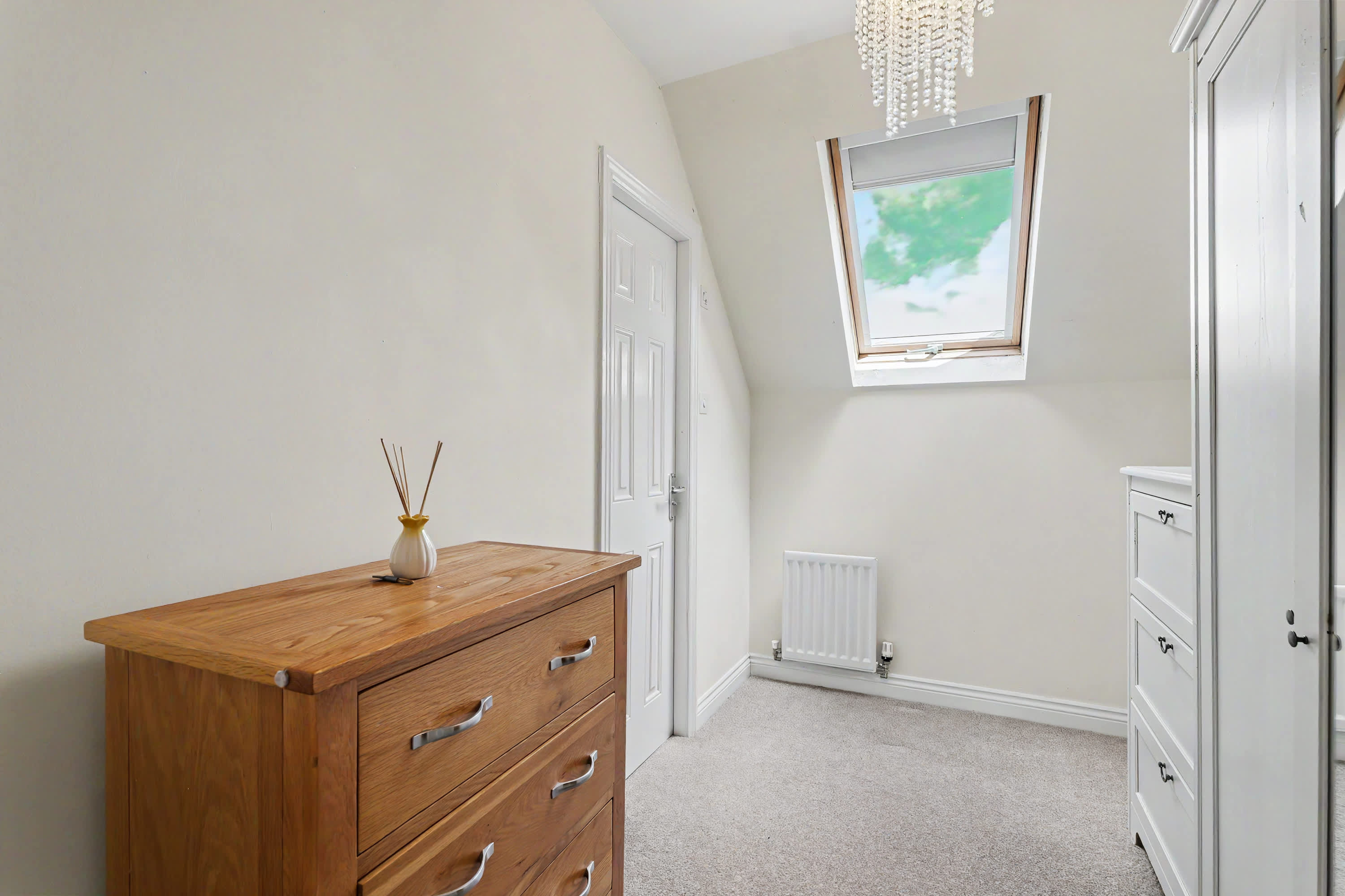 3 Bedroom Family Home in Peaceful Neighbourhood in Hawthorn Avenue 59 G72 7AE - Property image 7 - VivreStays