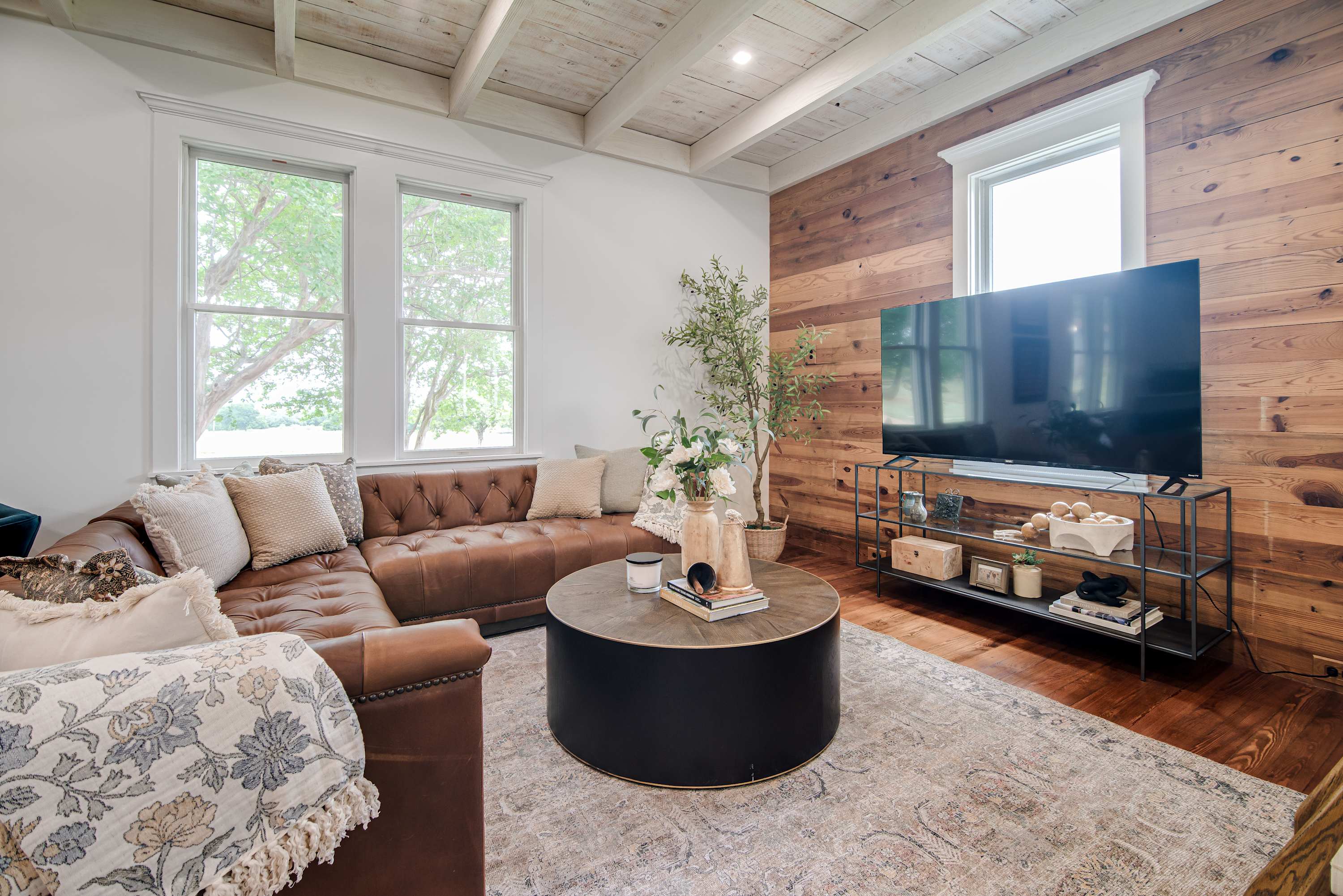 Hill Country Estate | Pool, Spa, Sleeps 24 | Photo 13