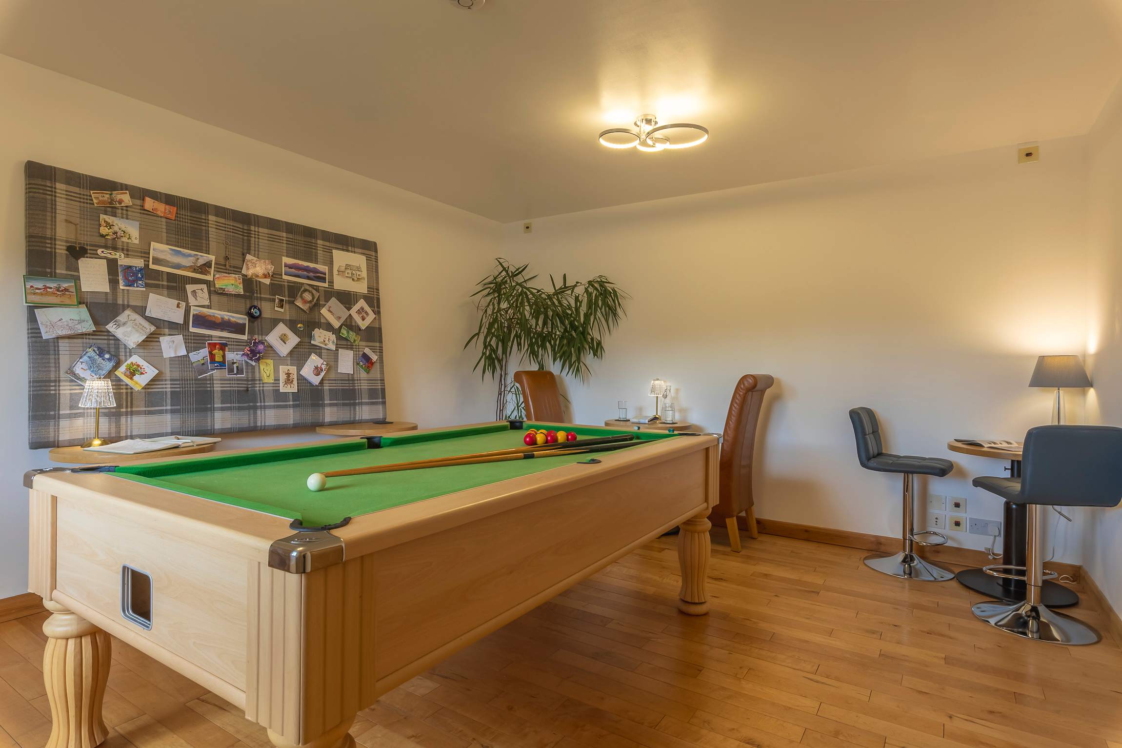 5-Bed Highland Lodge | NC500| Sleeps 10 in N/A IV17 0XN - Property image 23 - VivreStays