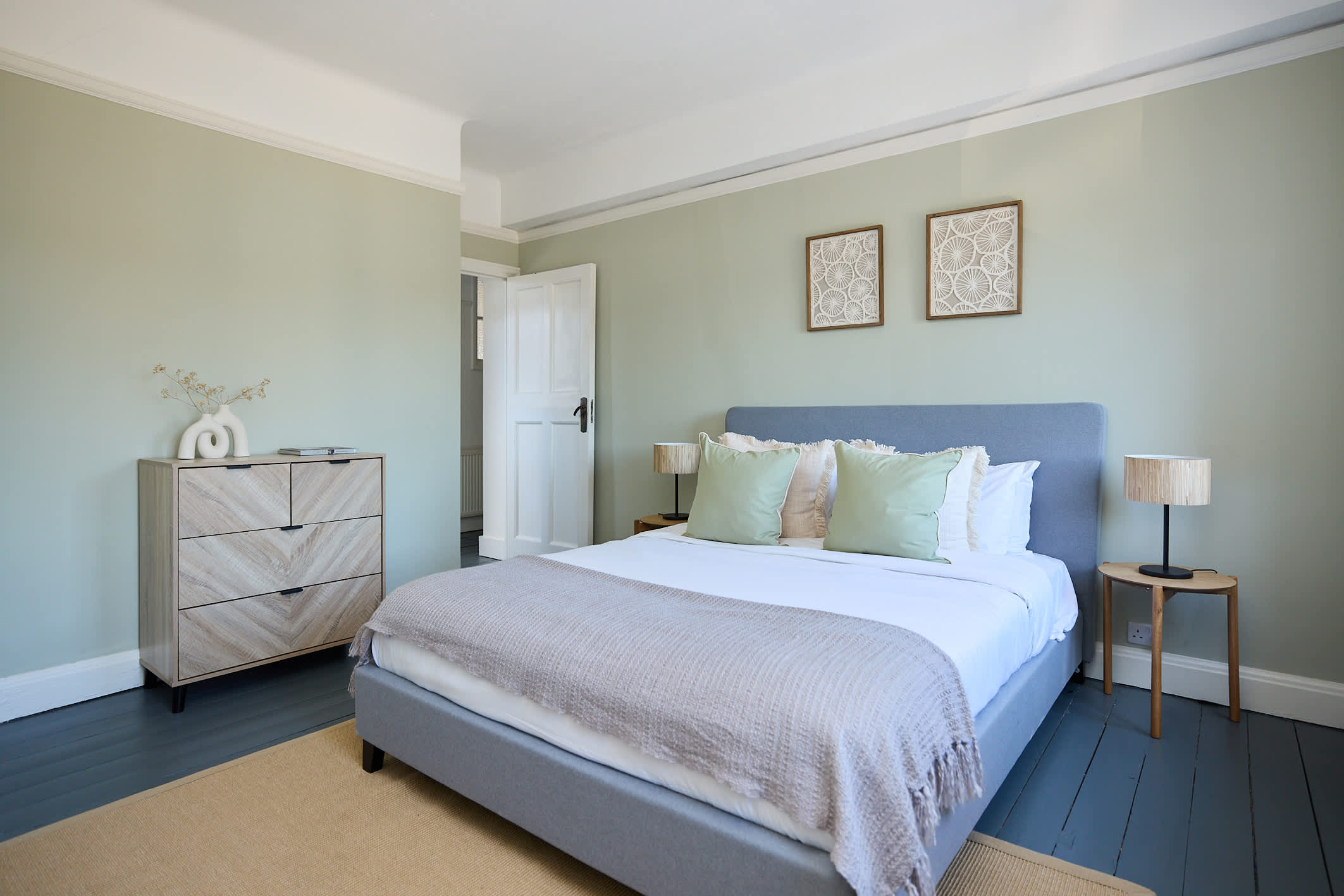 The Green Room on New Park in 17 New Park Court Brixton Hill SW2 1HS - Property image 18 - VivreStays